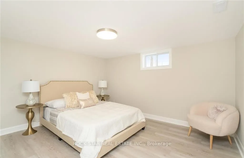 136 Grand Street, #Lower
