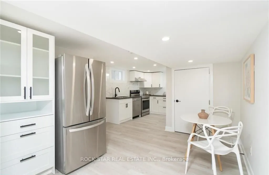 136 Grand Street, #Lower