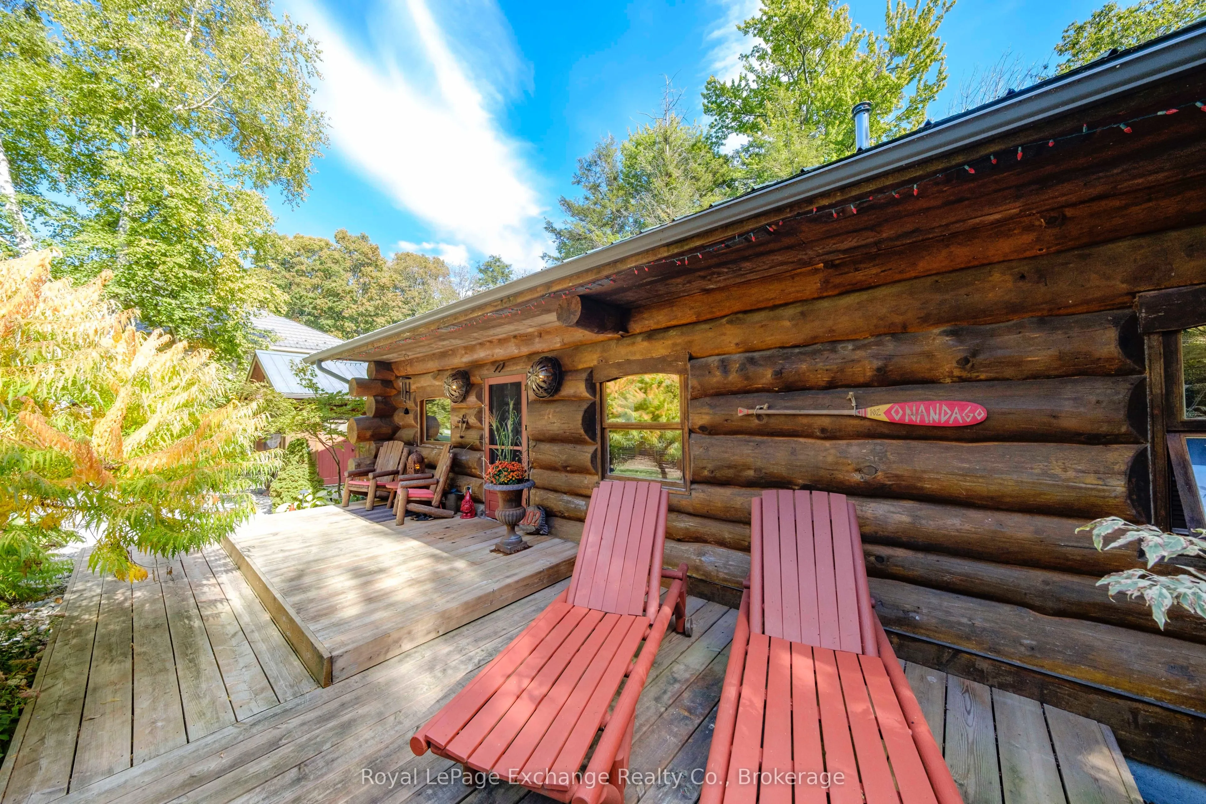 102 Onandago Place, Place