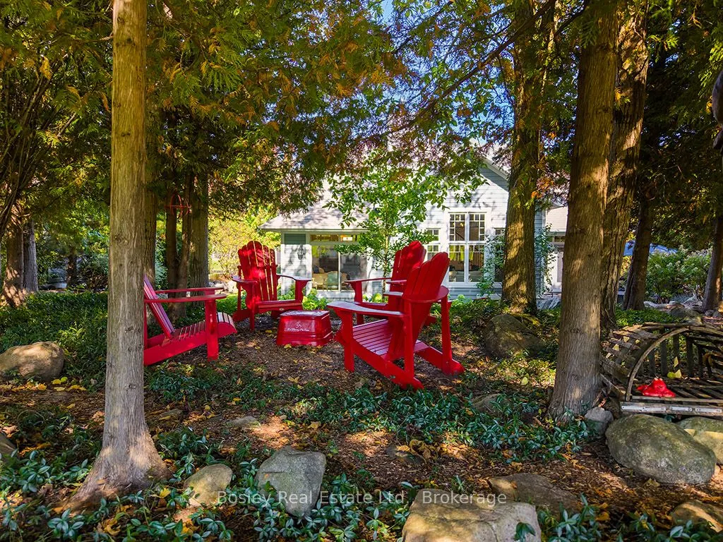 124 LANDRY Lane