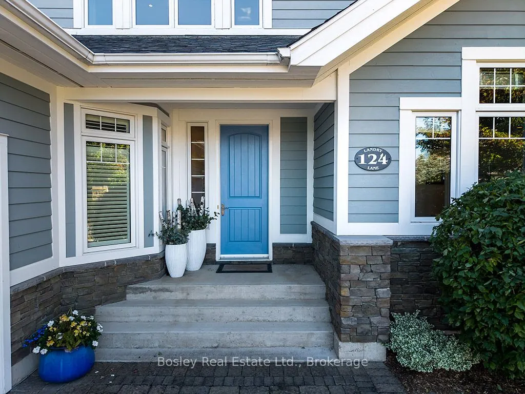124 LANDRY Lane
