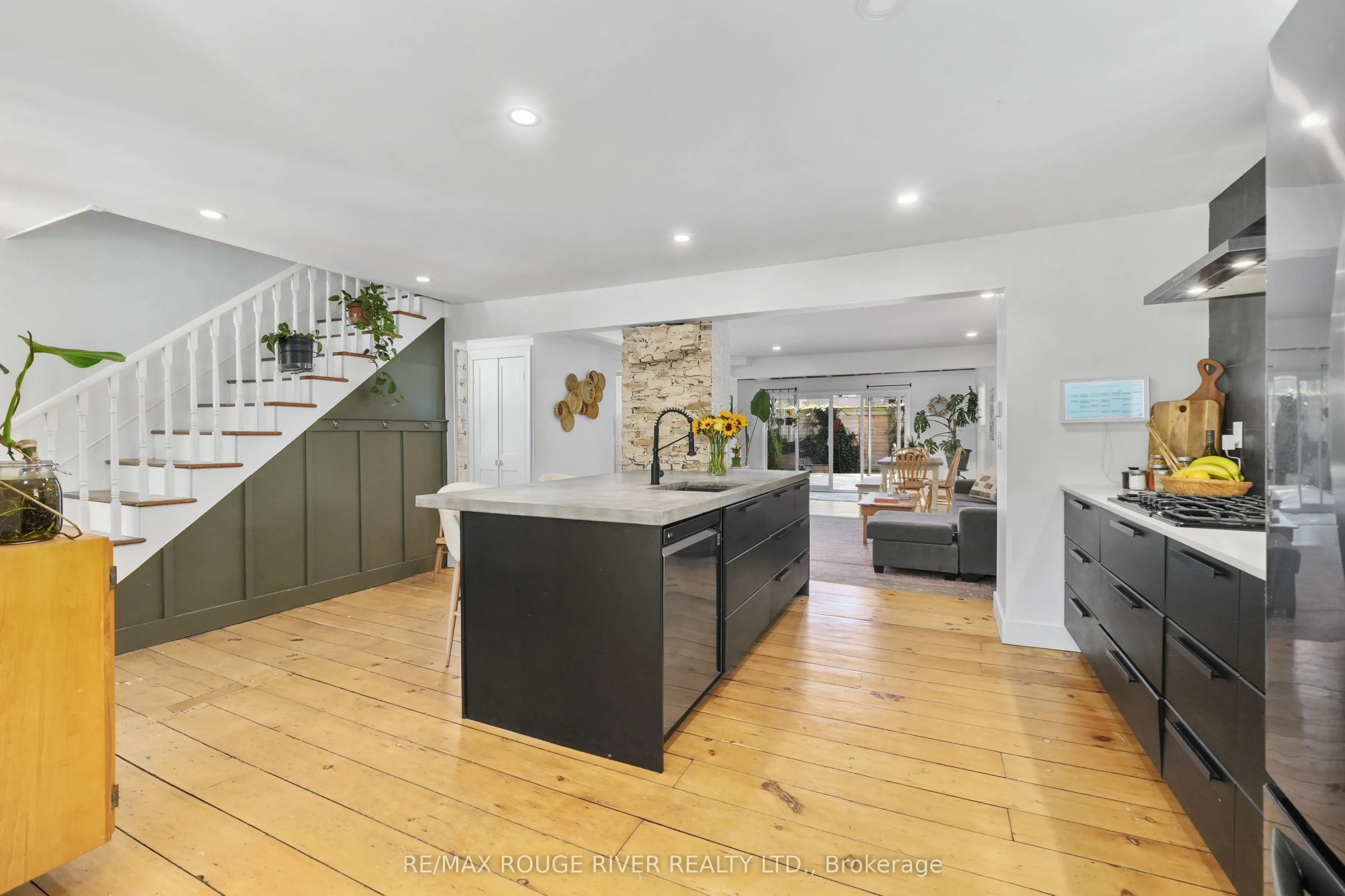 3 Browns Drive