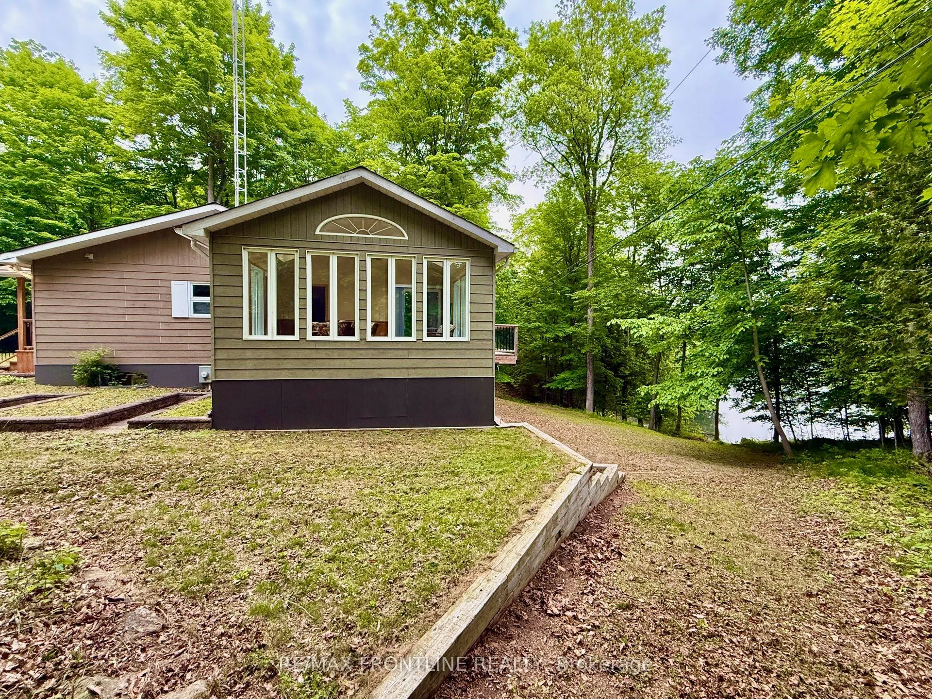 436 Miners Point Road