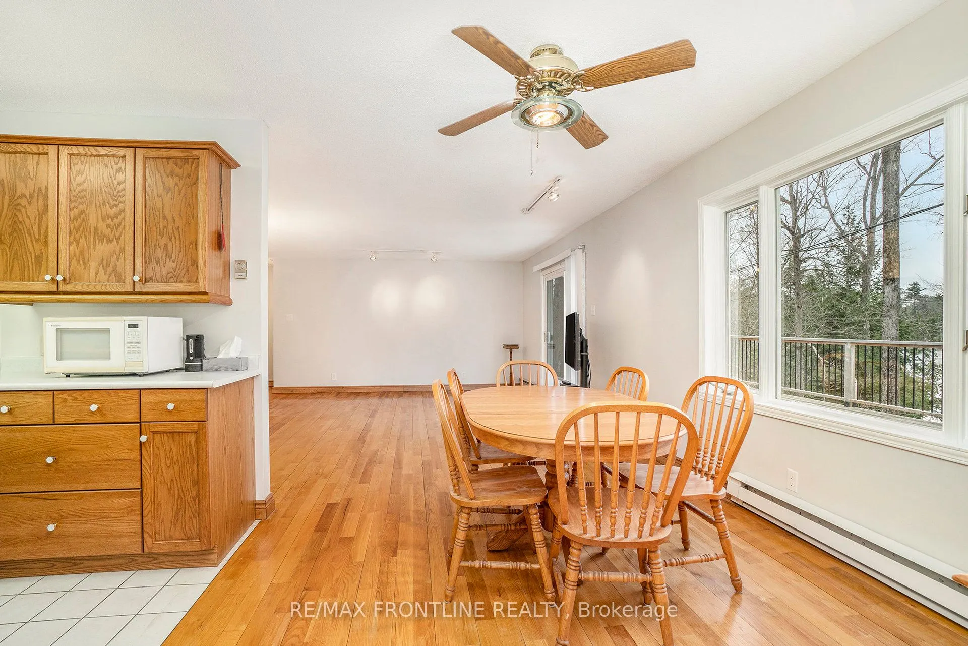 436 Miners Point Road