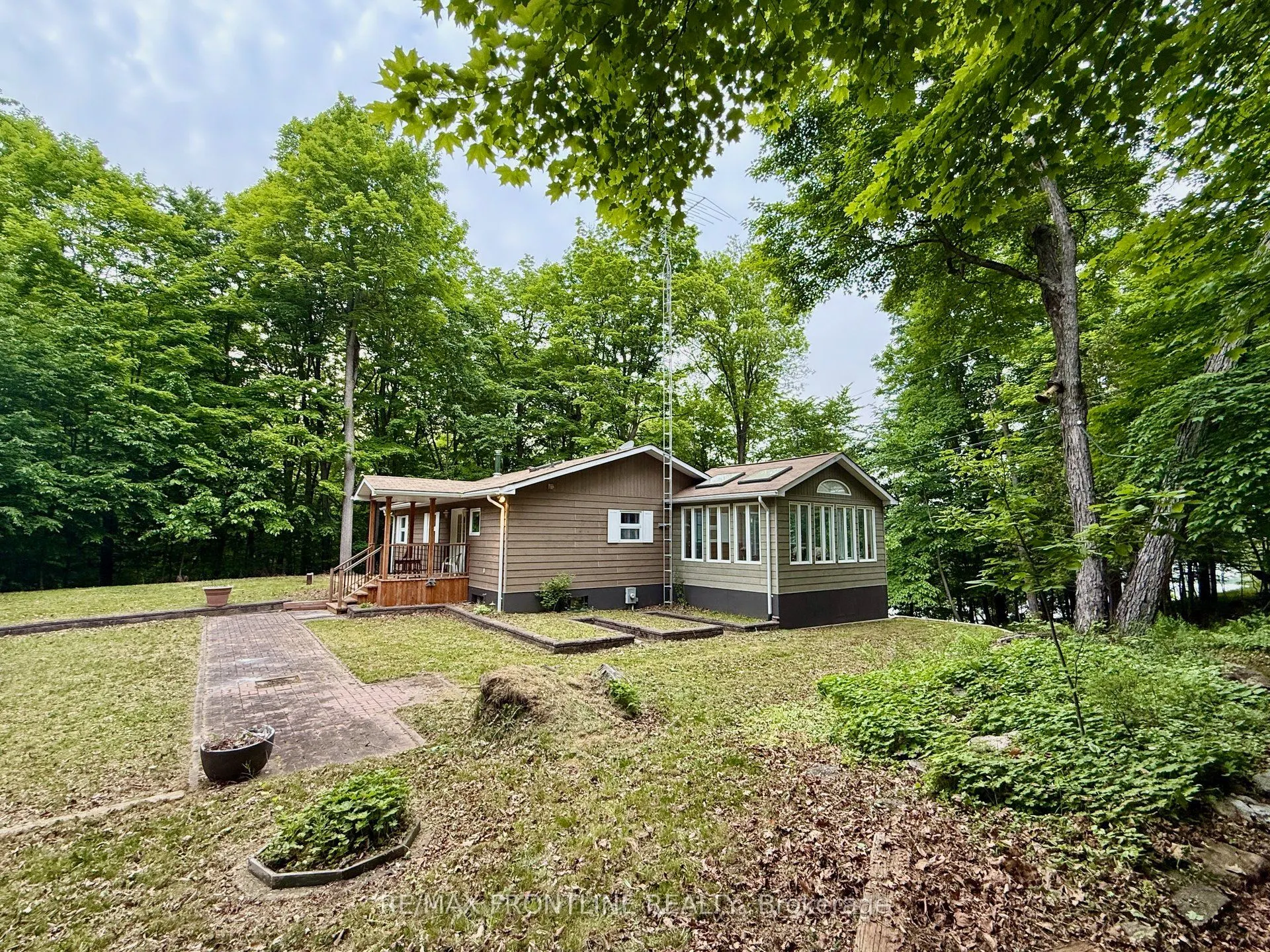 436 Miners Point Road