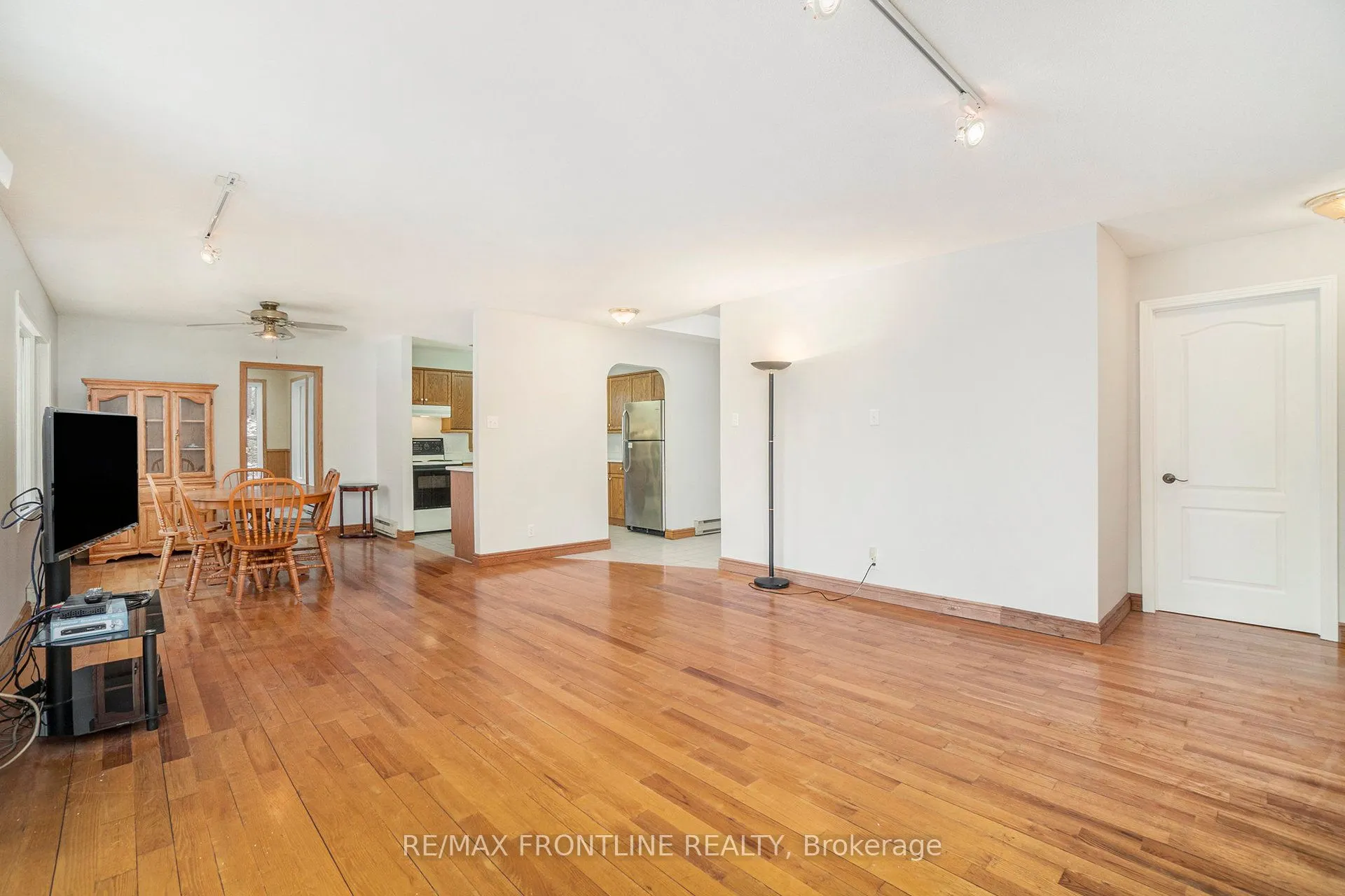 436 Miners Point Road
