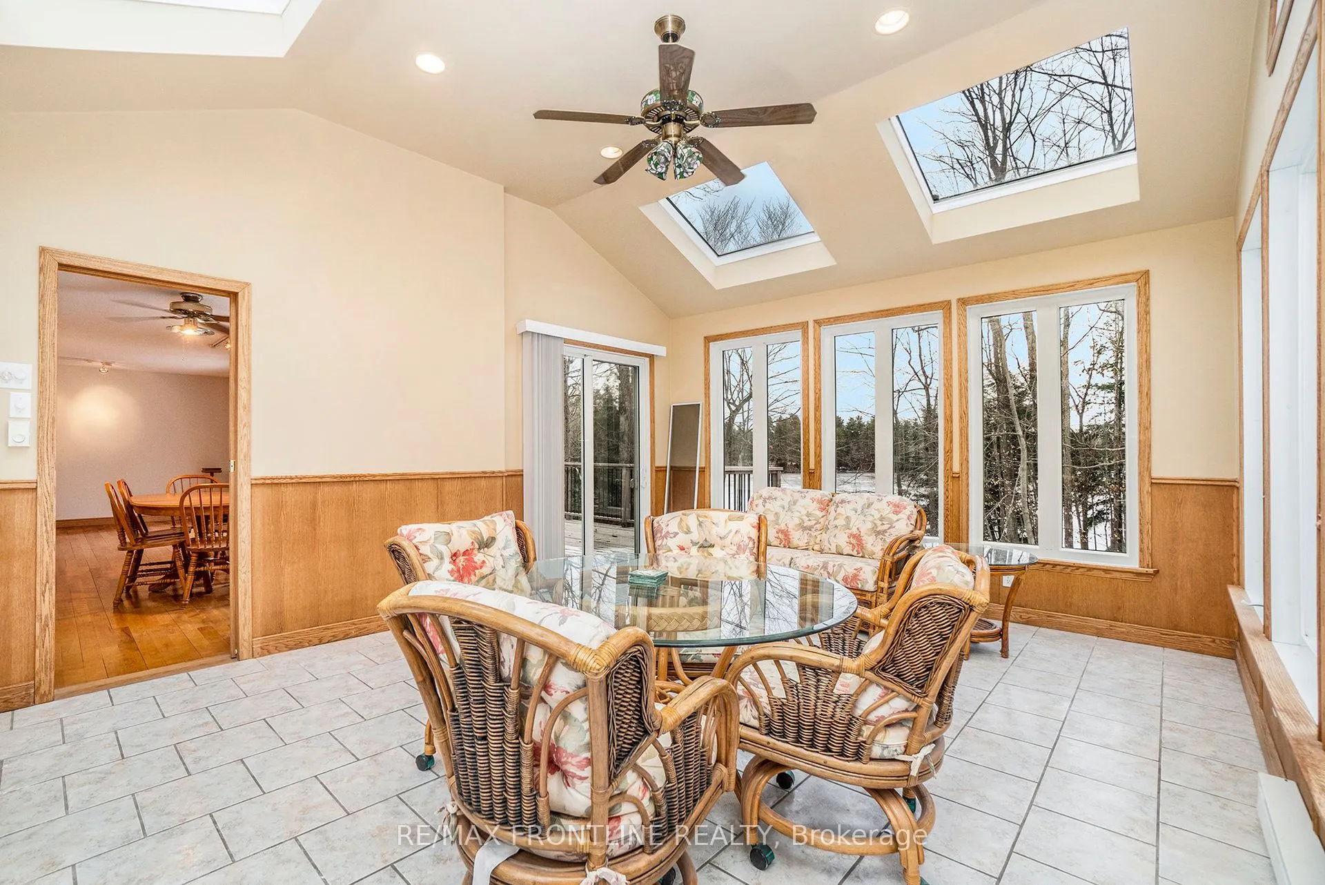 436 Miners Point Road