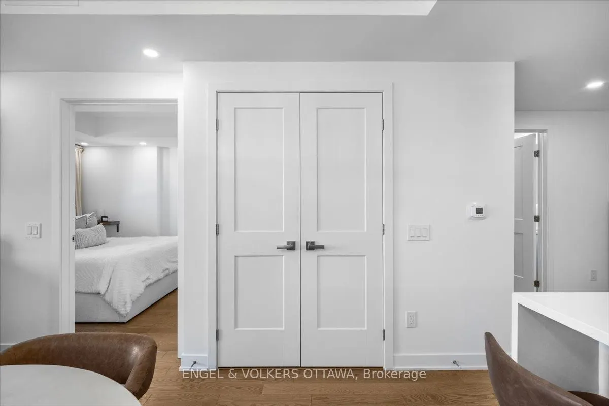 340 Queen Street, #1704