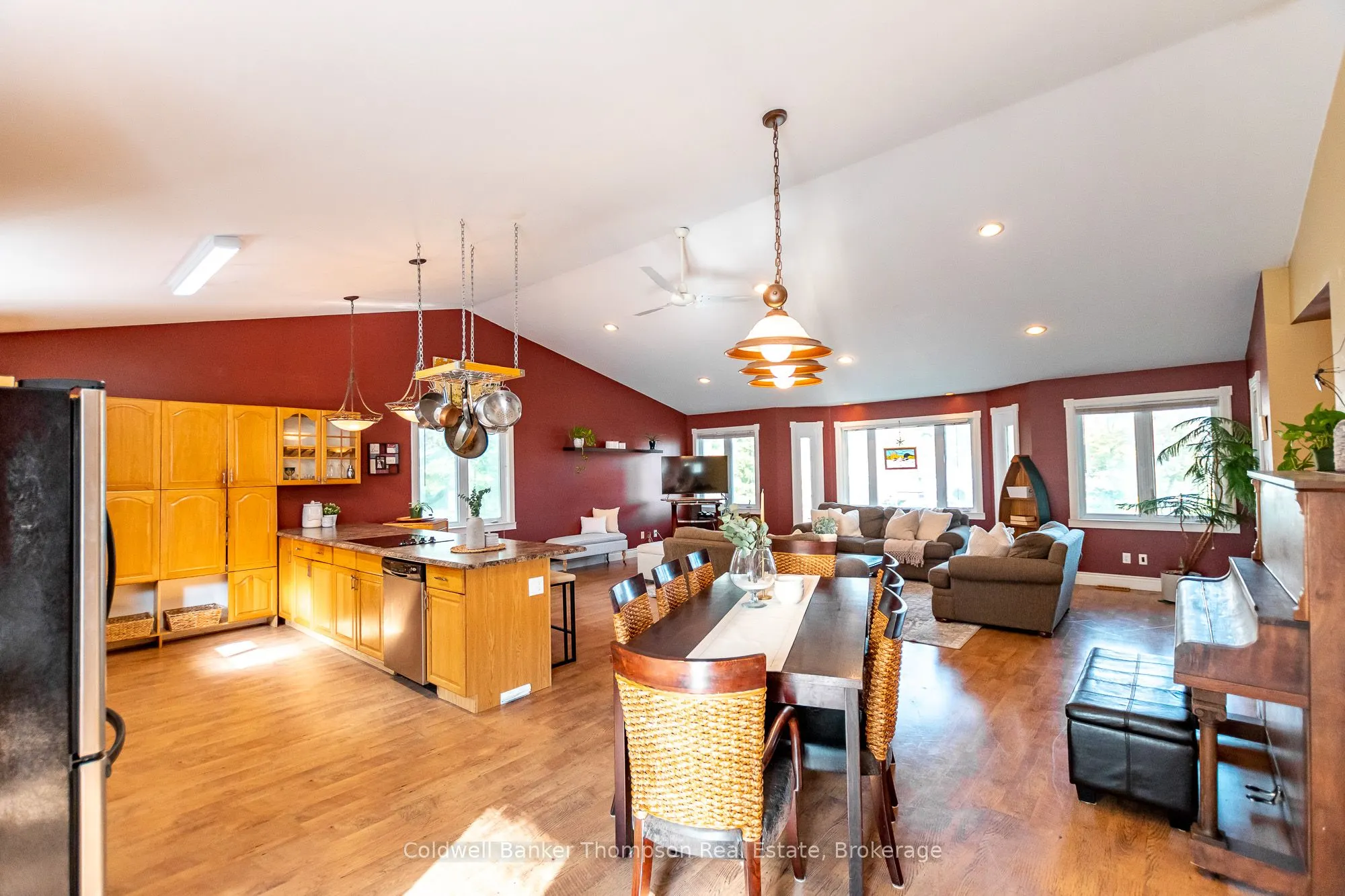 4237 Ravenscliffe Road