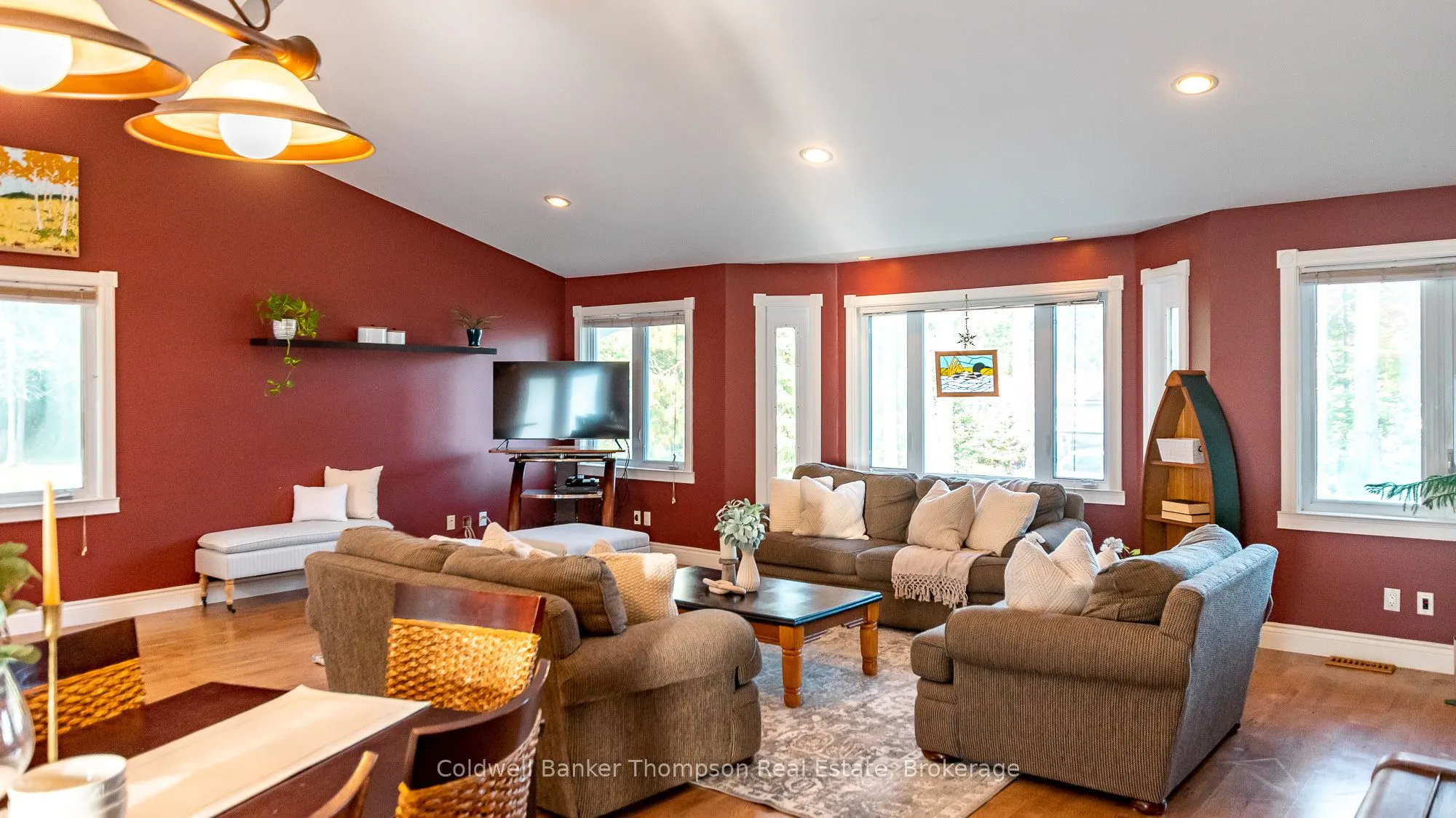 4237 Ravenscliffe Road