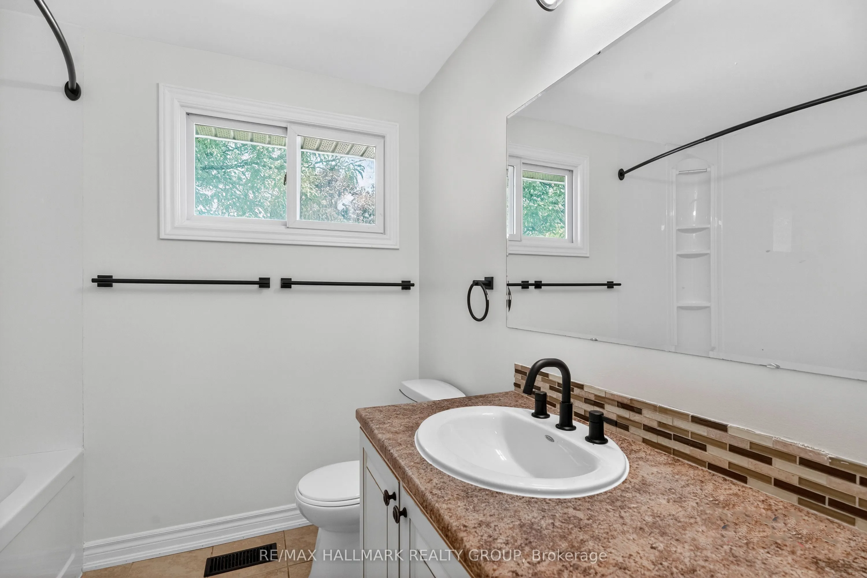 3921C Old Richmond Road, #118