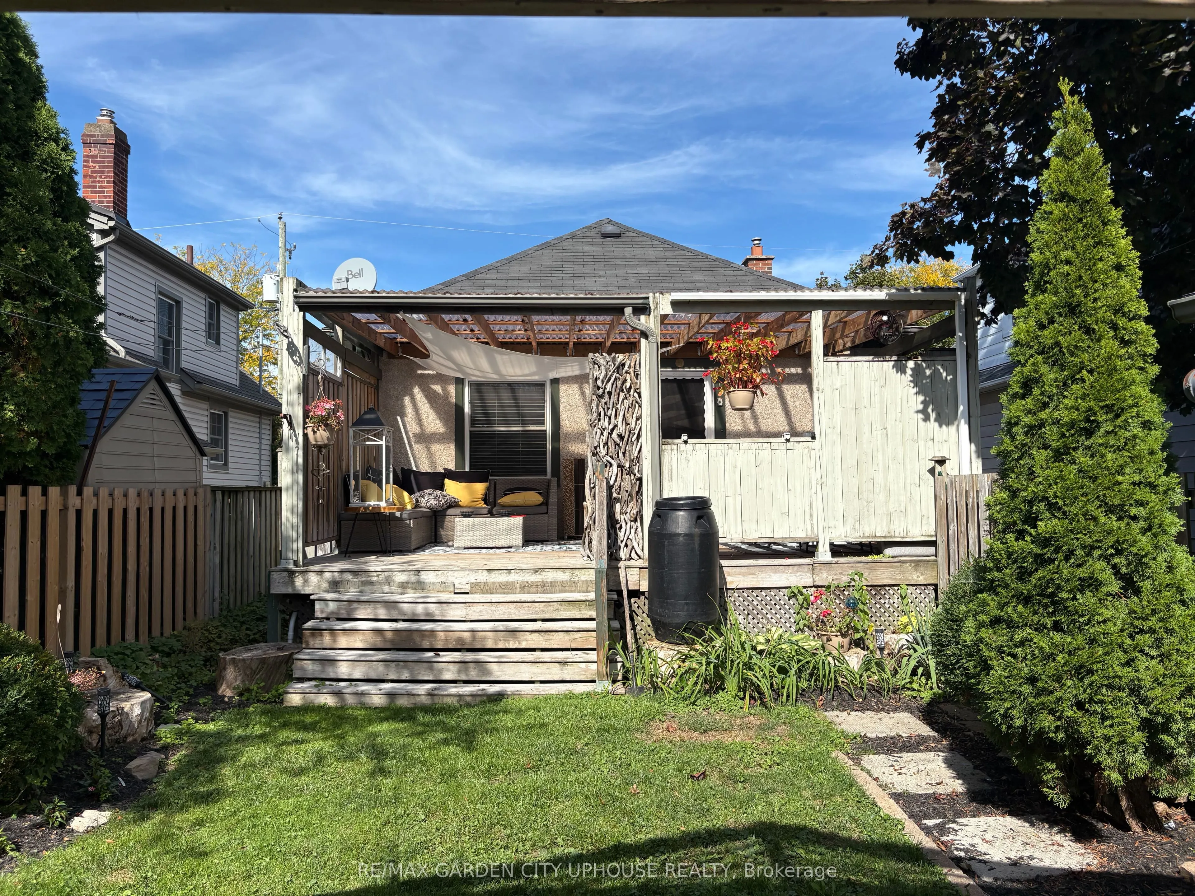 14 SPRUCE Street