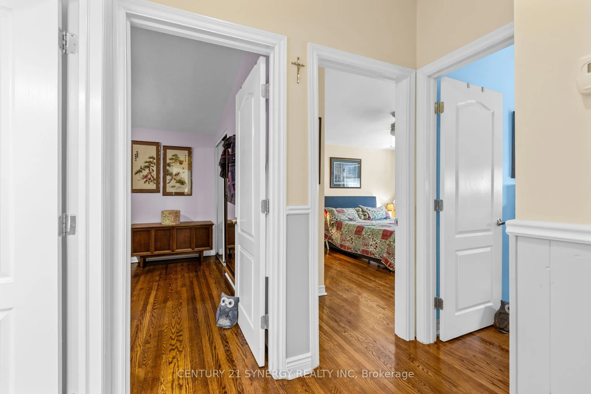 229 Kennedy Lane W