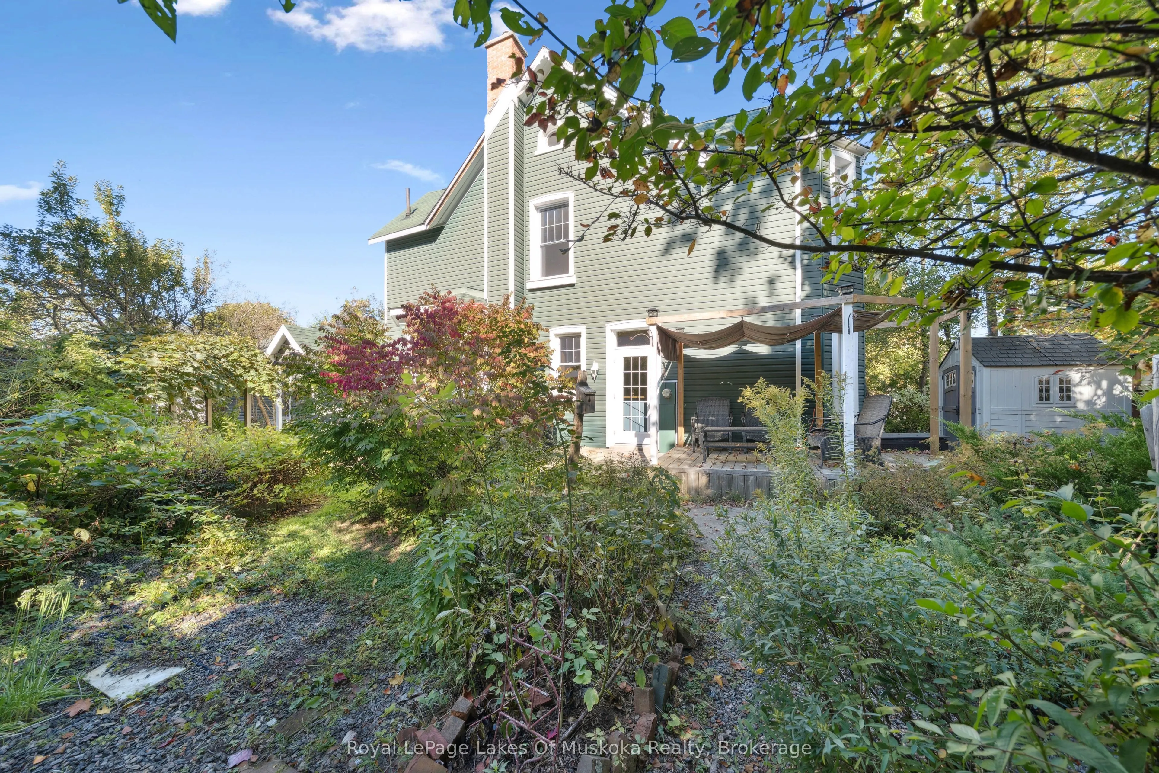 86 Quebec Street