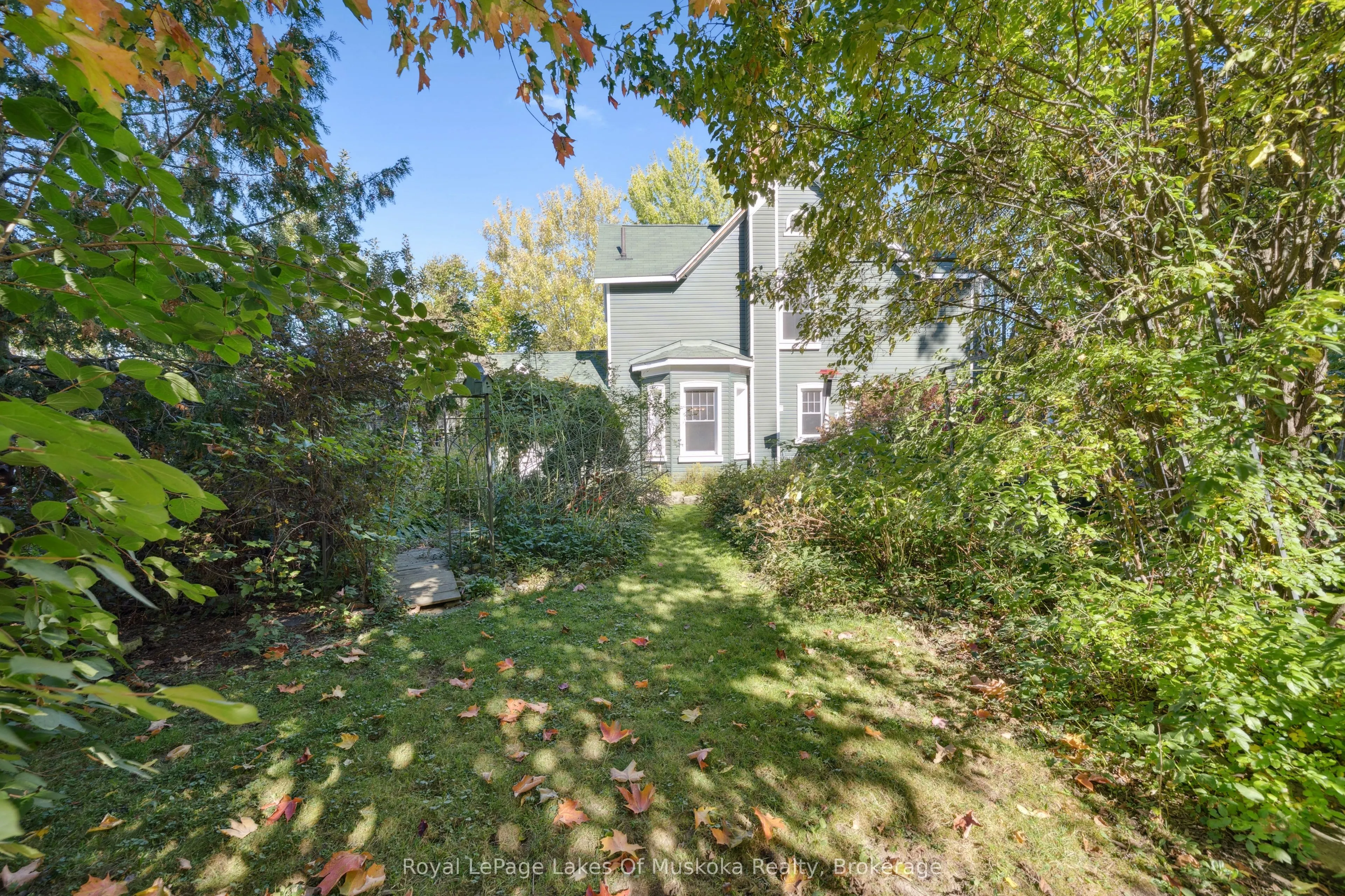 86 Quebec Street