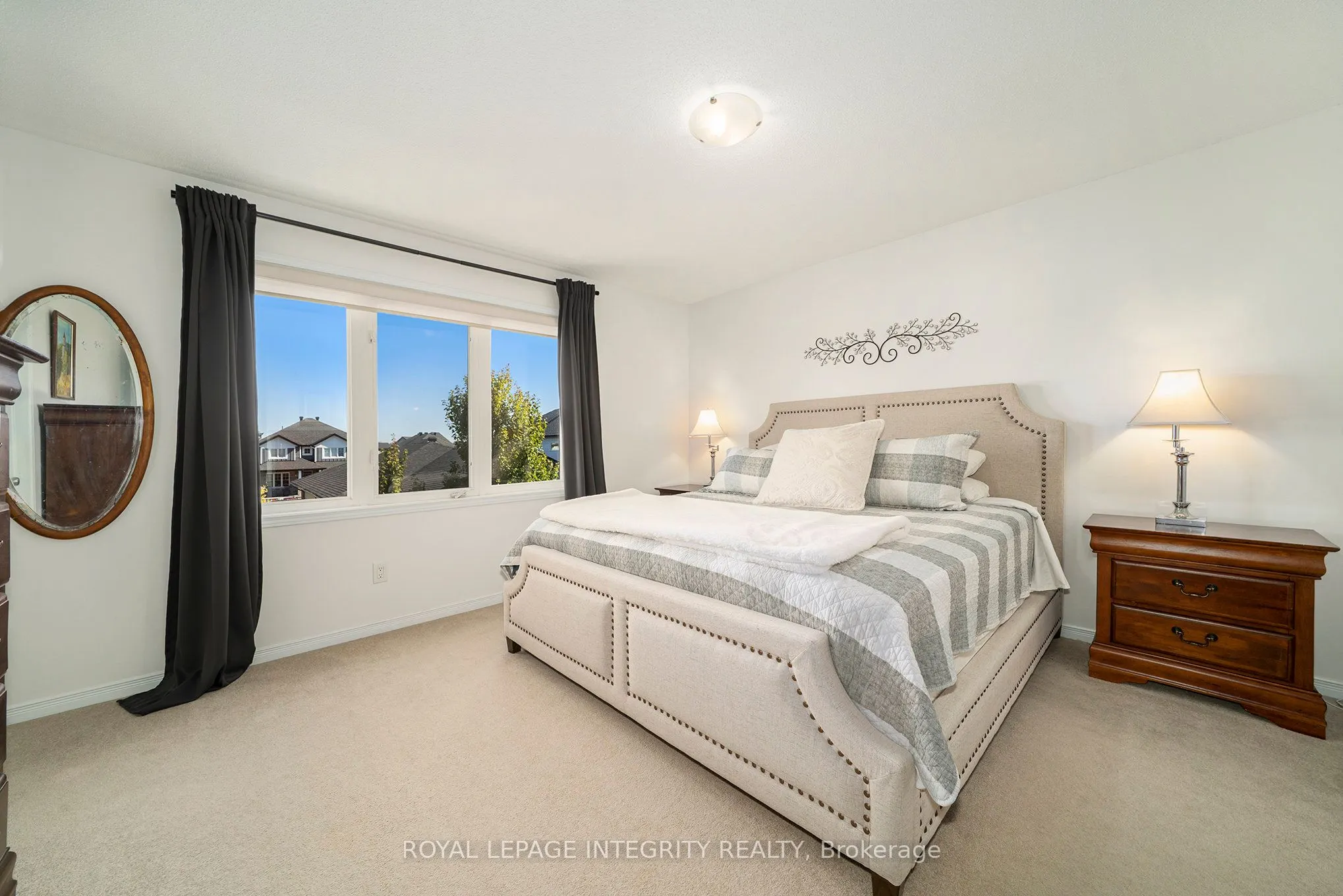 19 Riddell Street
