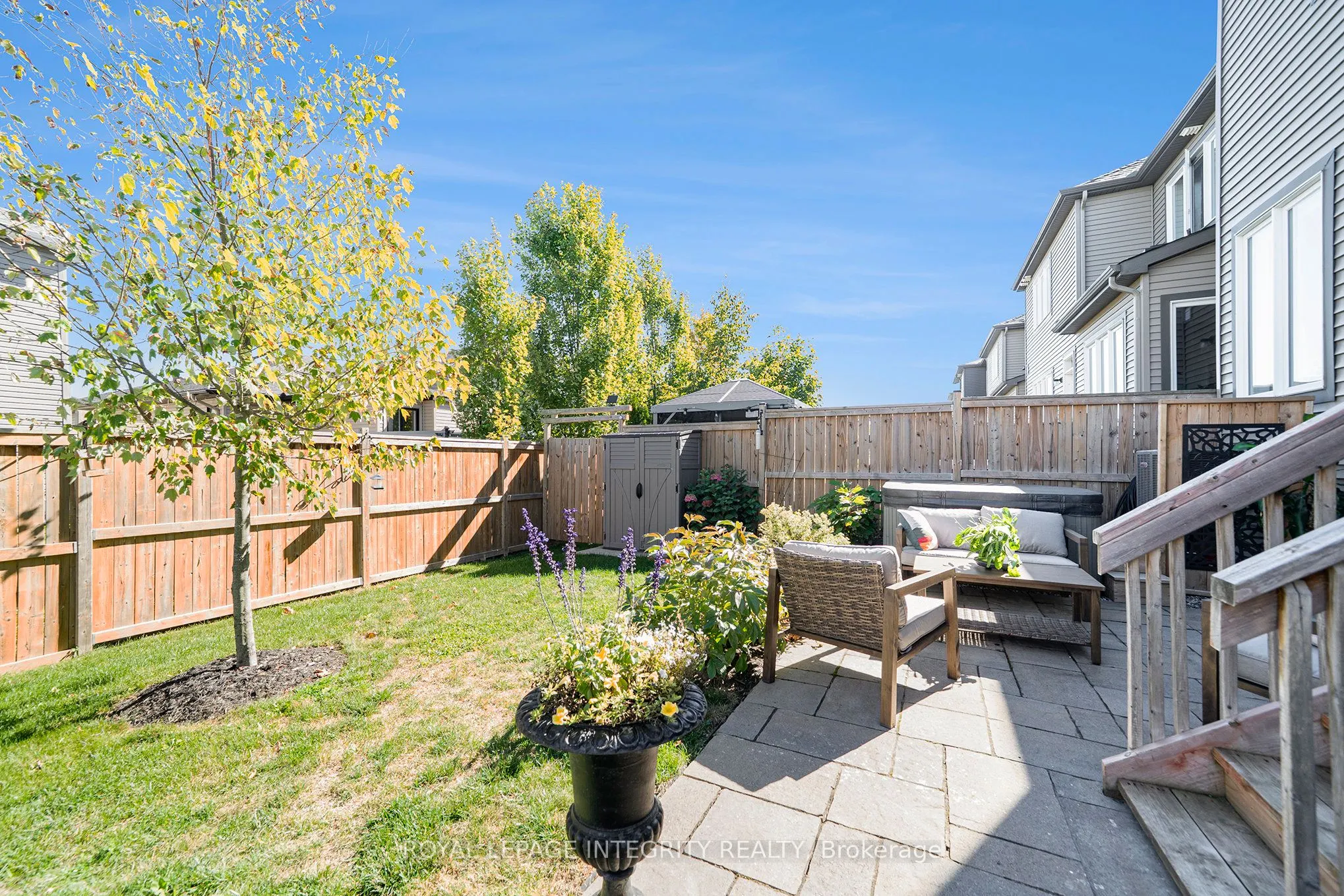 19 Riddell Street