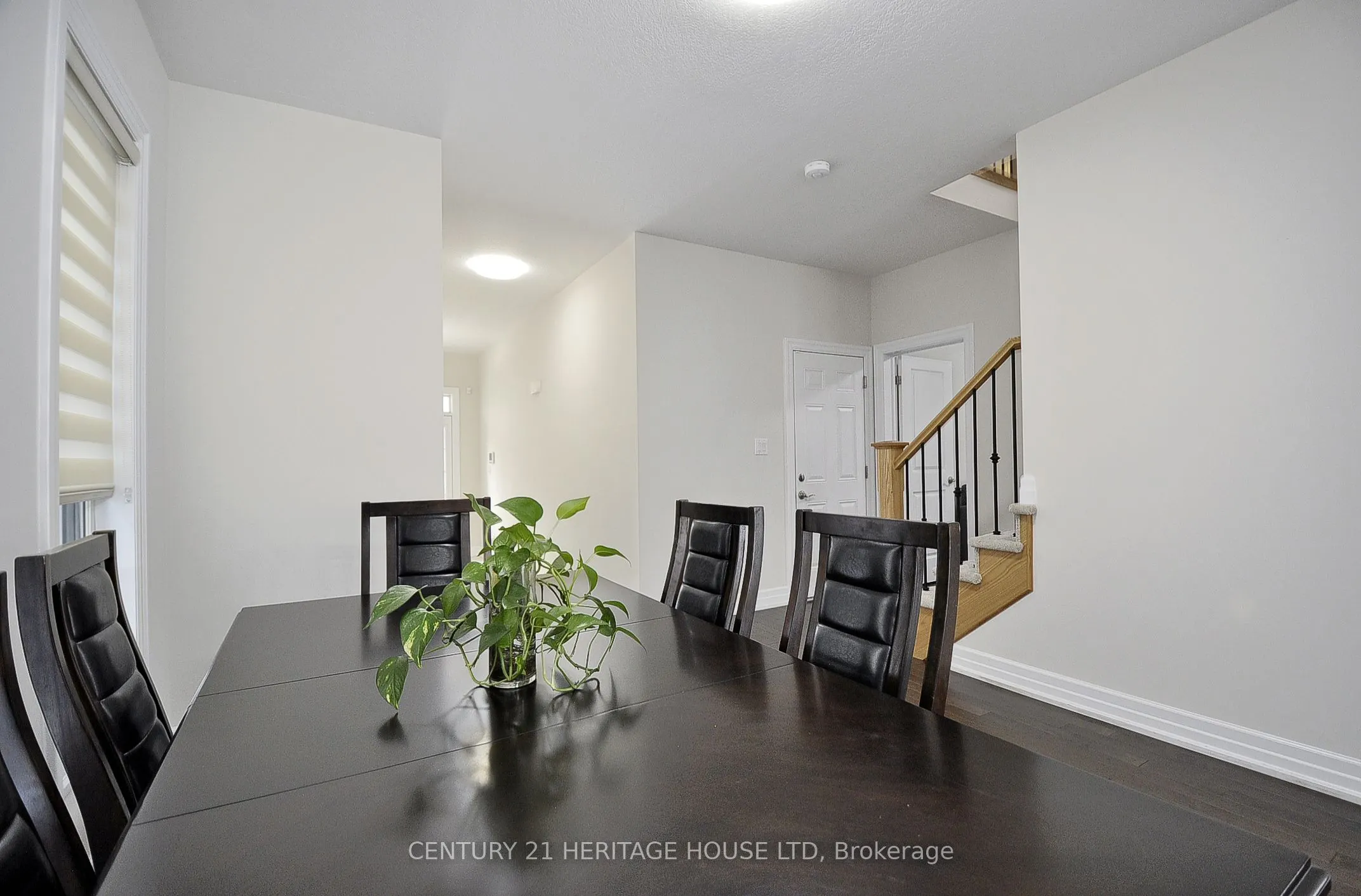 329 Sedgewood Street