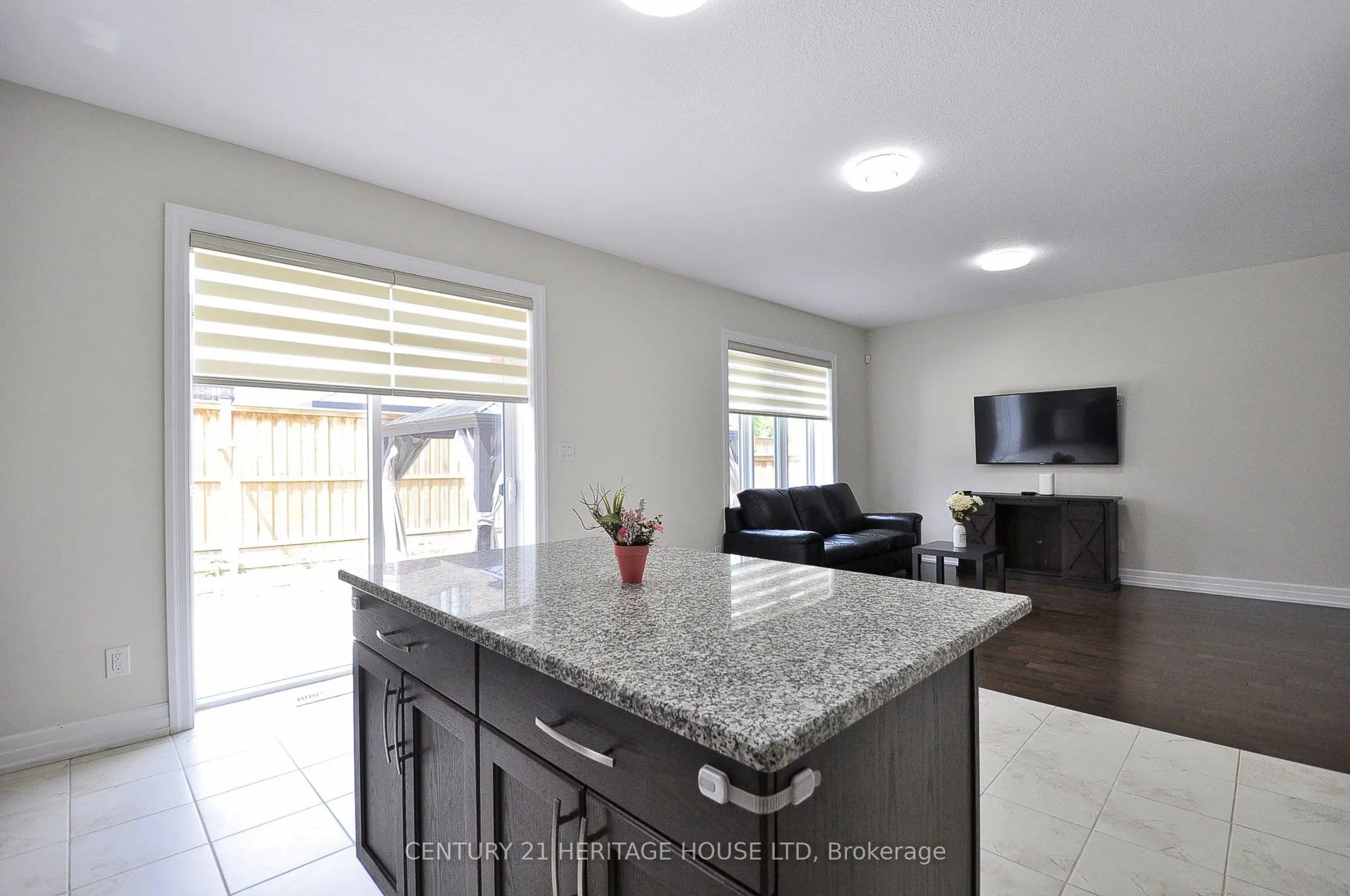 329 Sedgewood Street