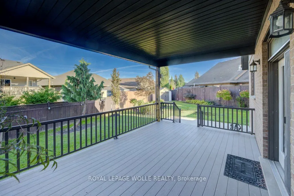 6379 Christopher Crescent