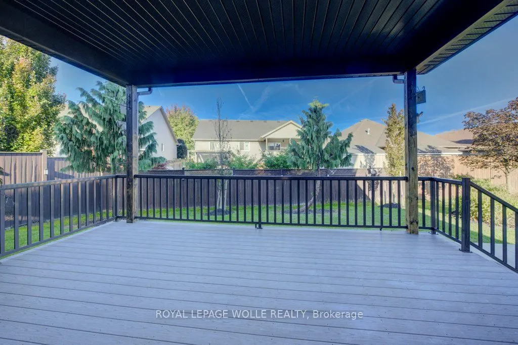 6379 Christopher Crescent