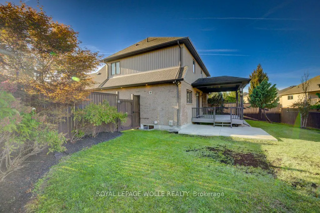 6379 Christopher Crescent