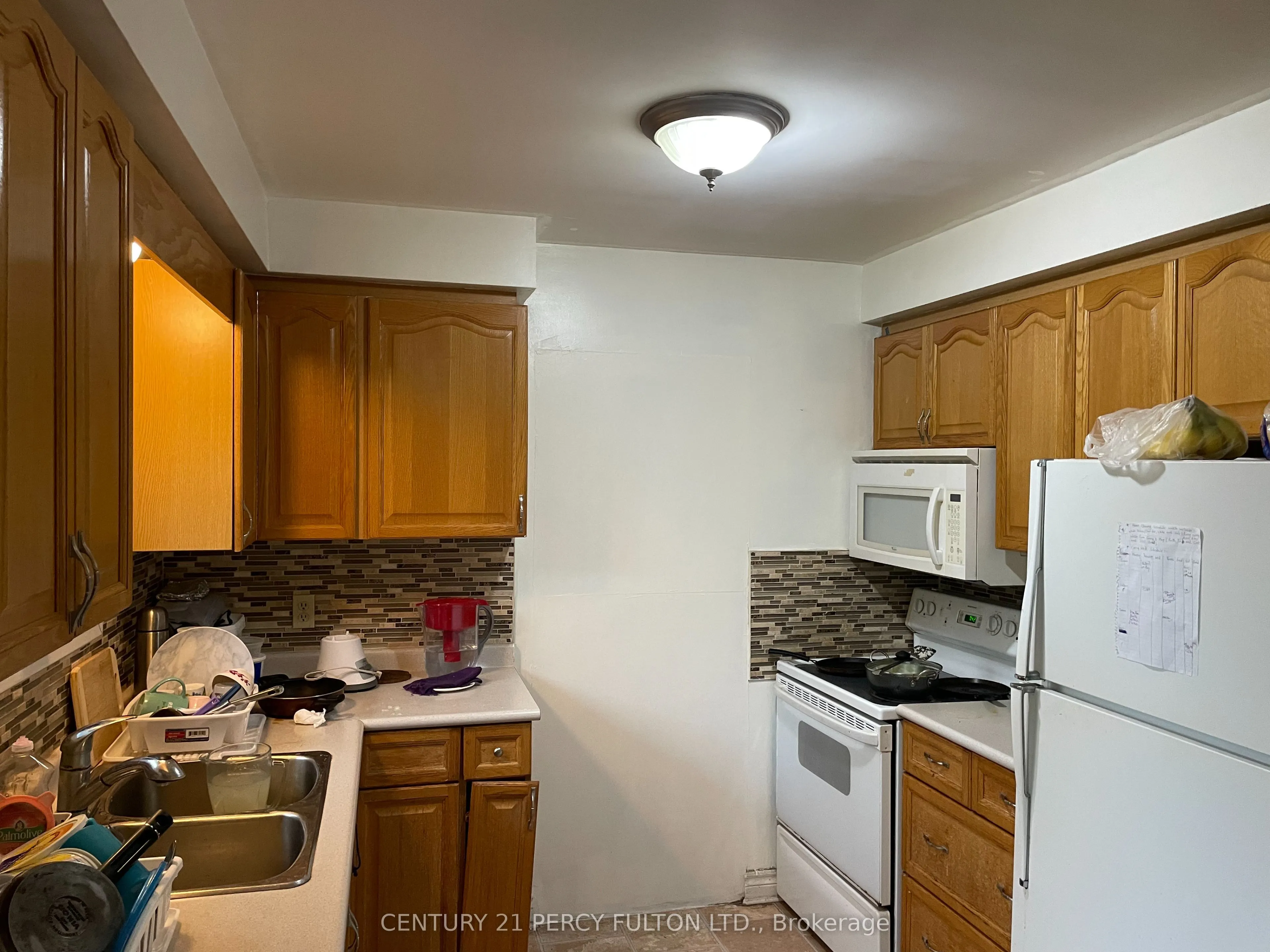 2 Trelawn Parkway E