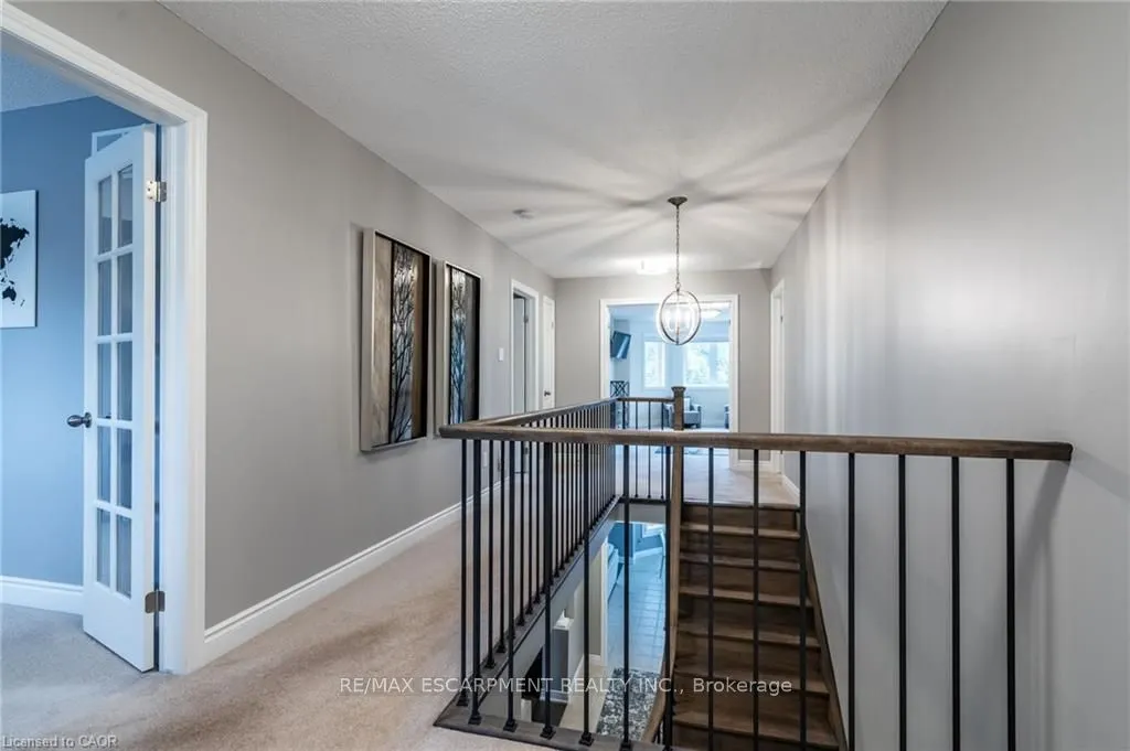 7 VOLTERRA Court