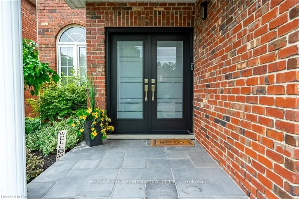7 VOLTERRA Court