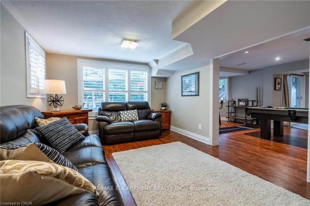 7 VOLTERRA Court
