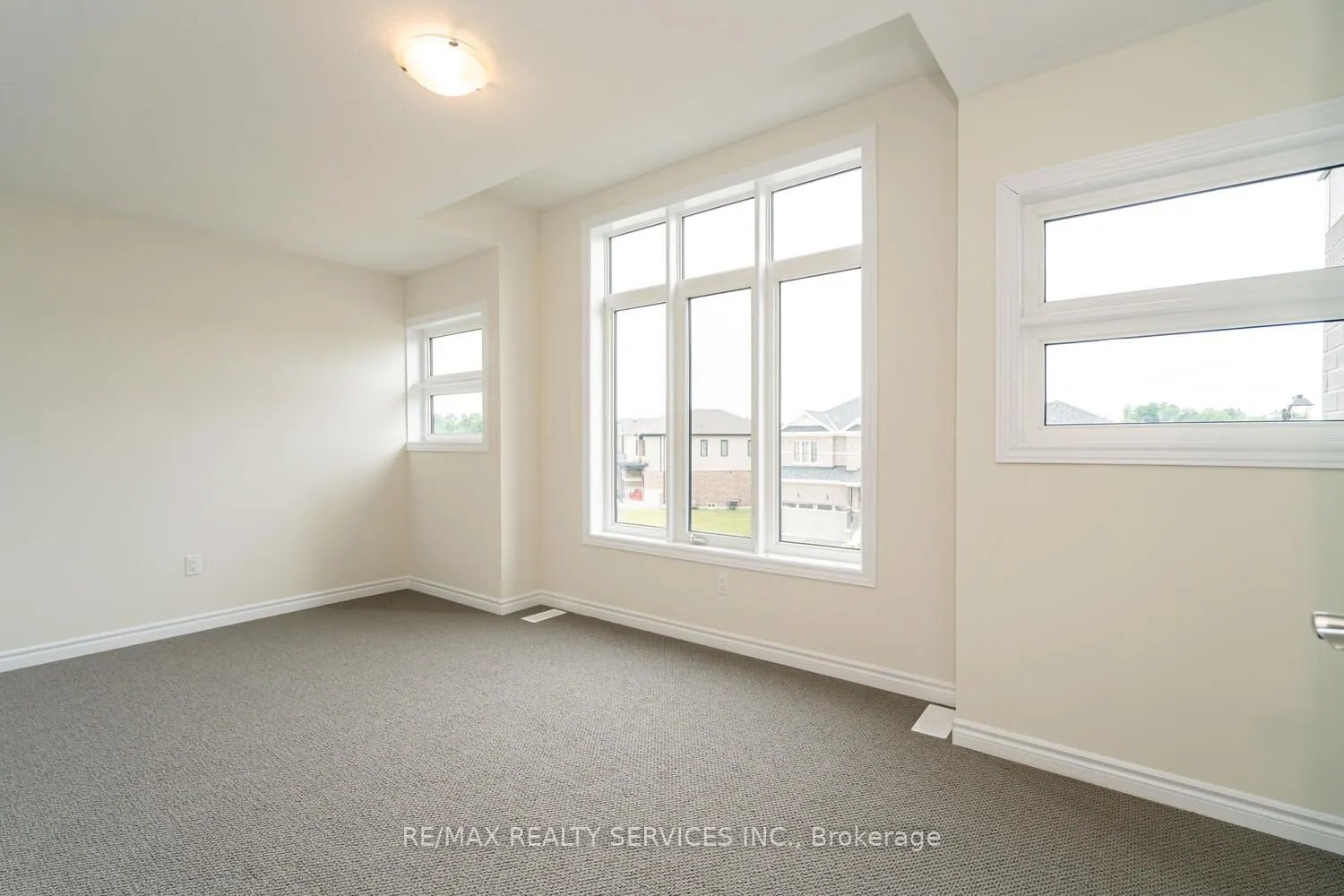 25 Heming Street
