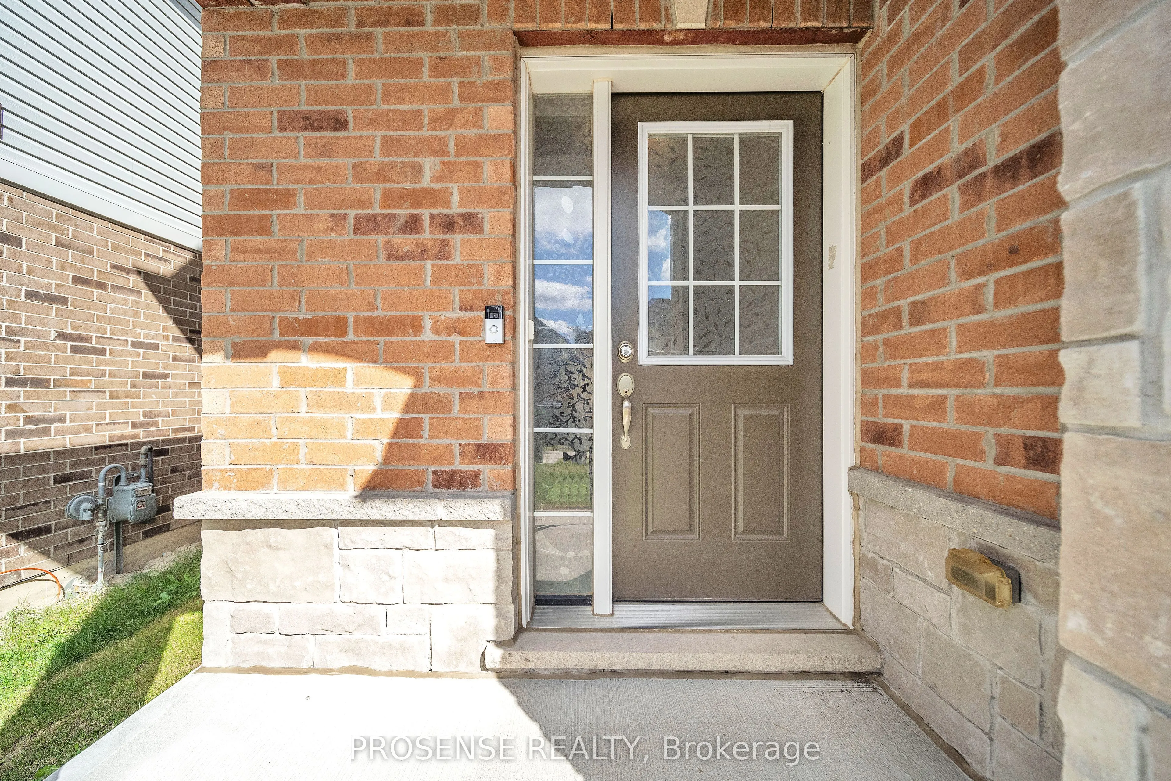 9 Starling Drive