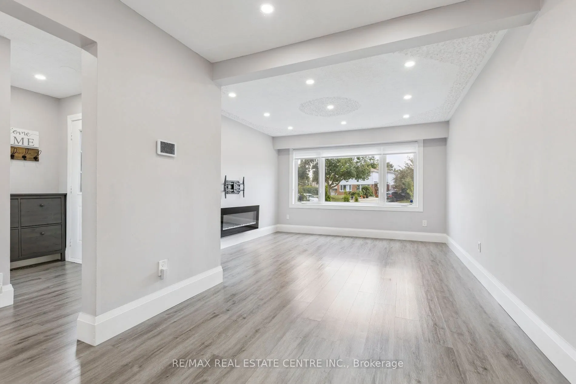 122 Mooregate Crescent