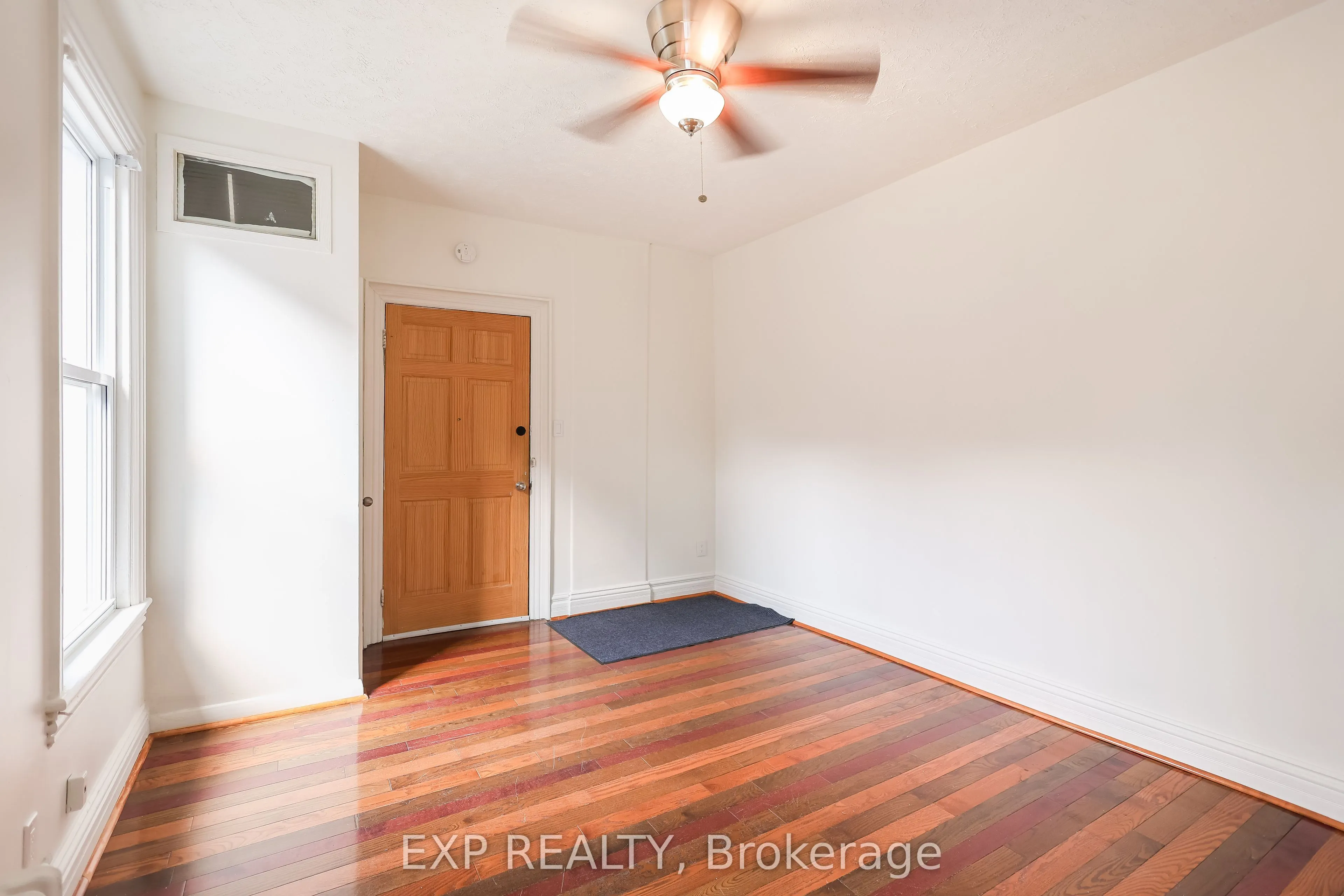 69 Victoria Avenue N, #3