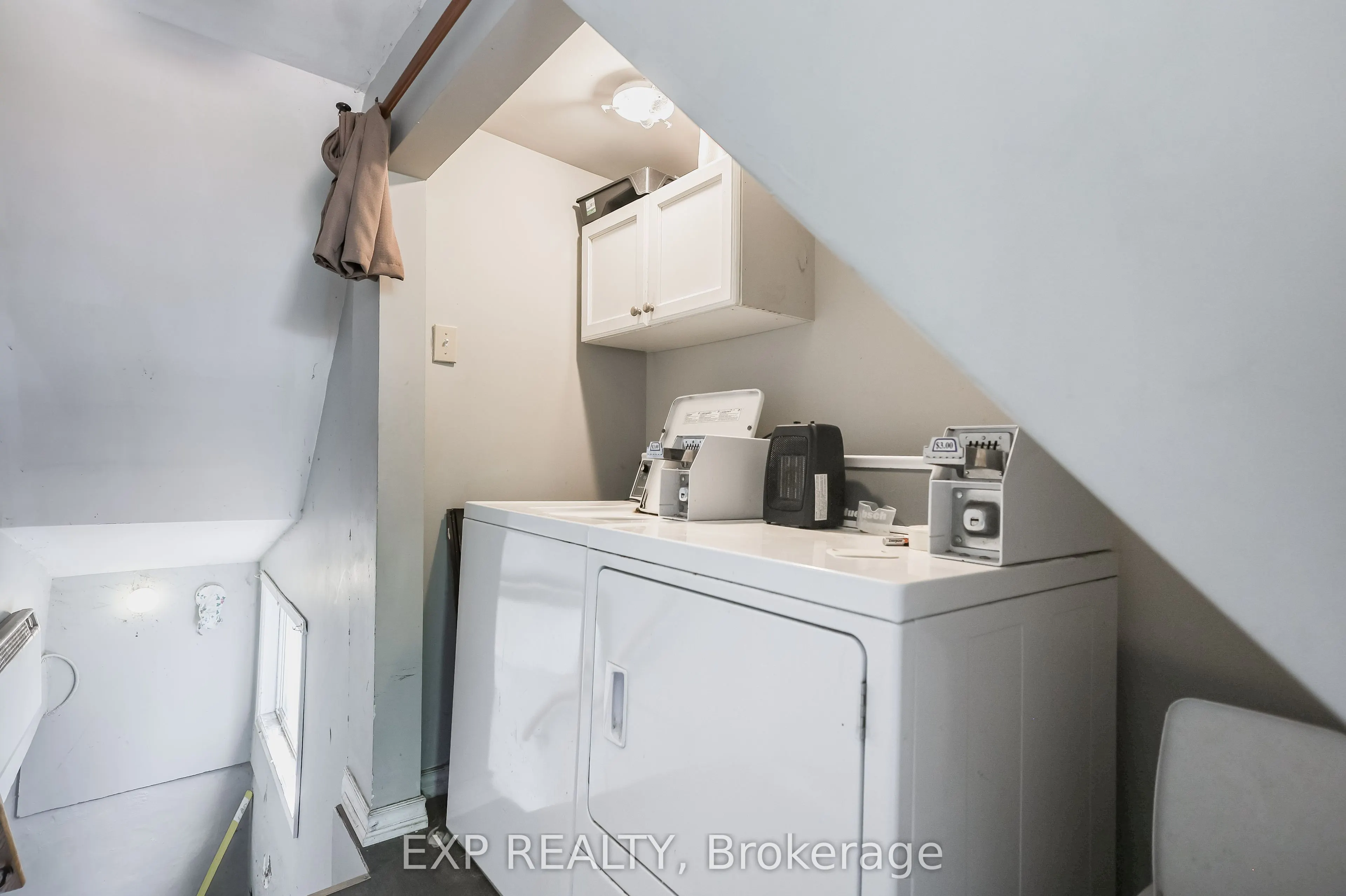 69 Victoria Avenue N, #3