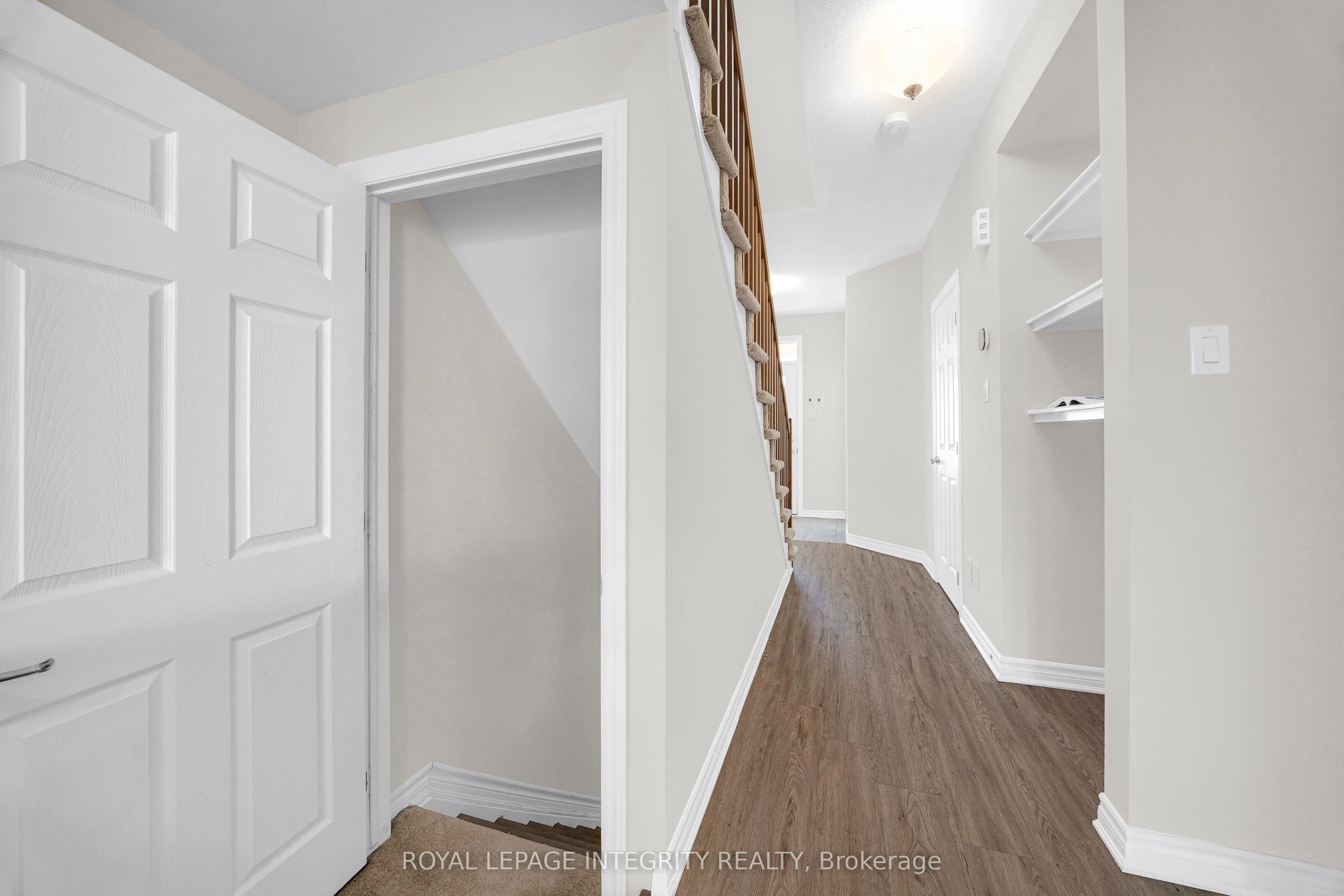 215 Merak Way