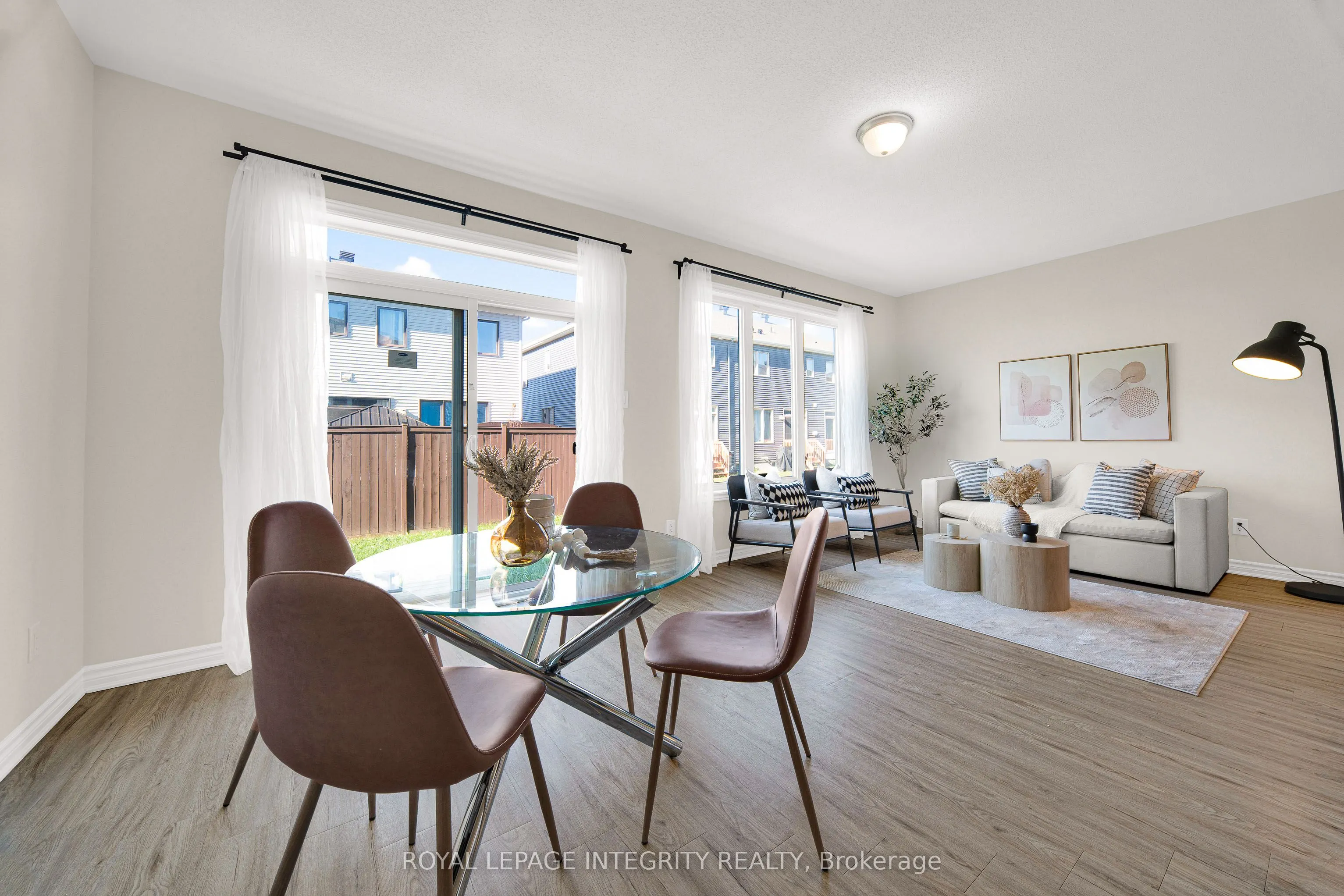 215 Merak Way