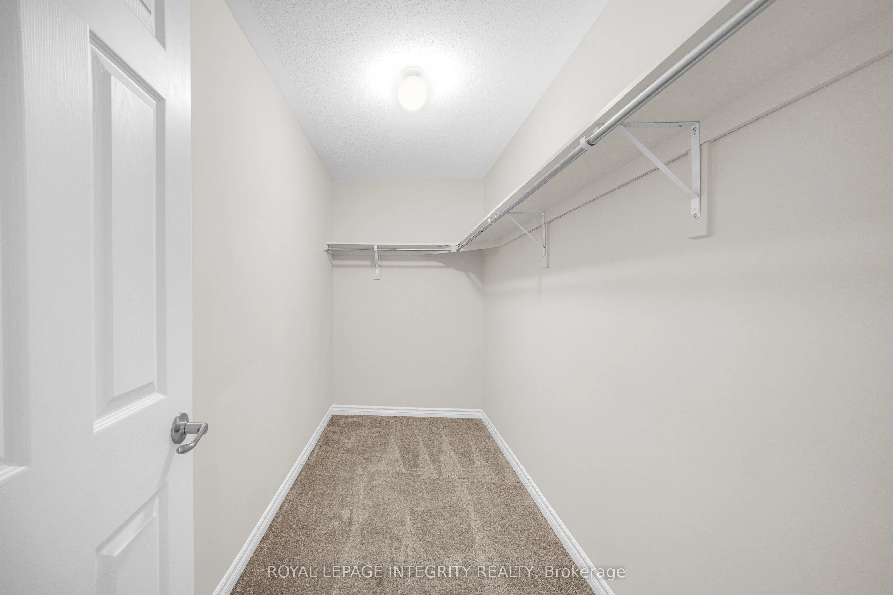 215 Merak Way