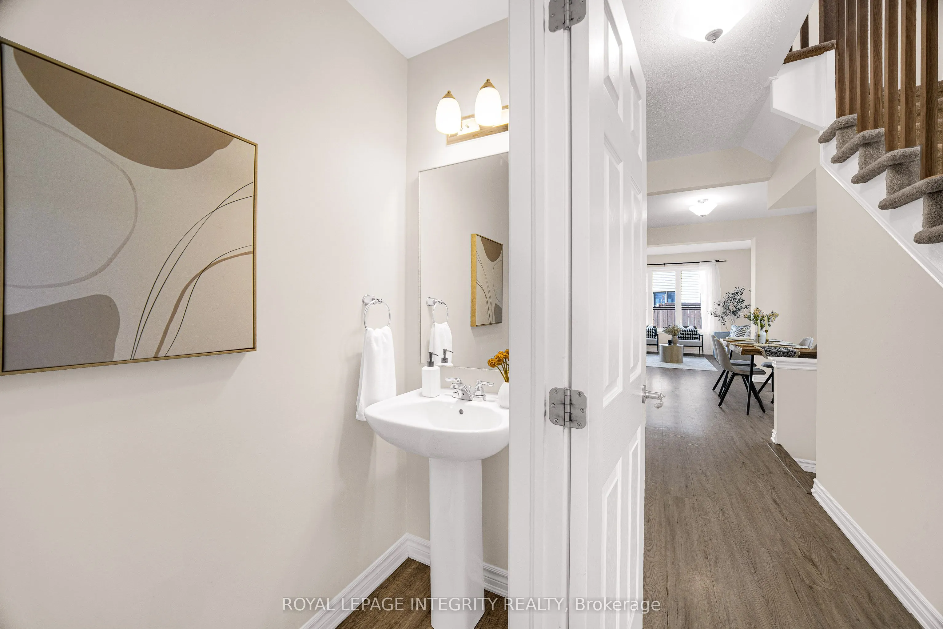 215 Merak Way