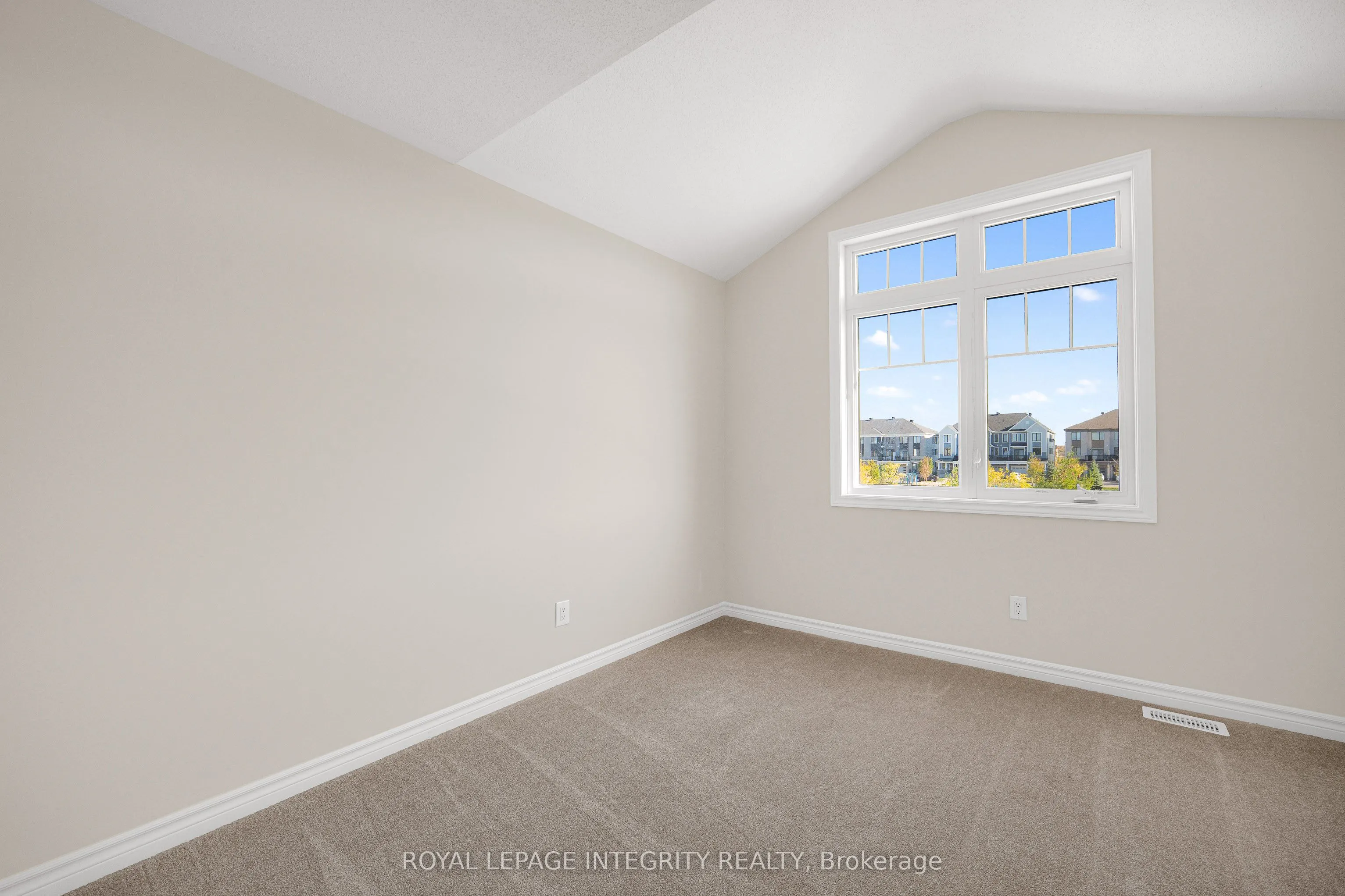 215 Merak Way