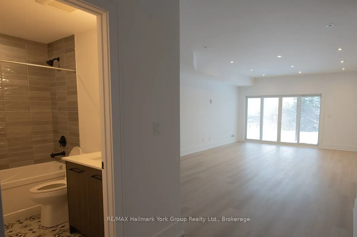 10 Waterview Lane