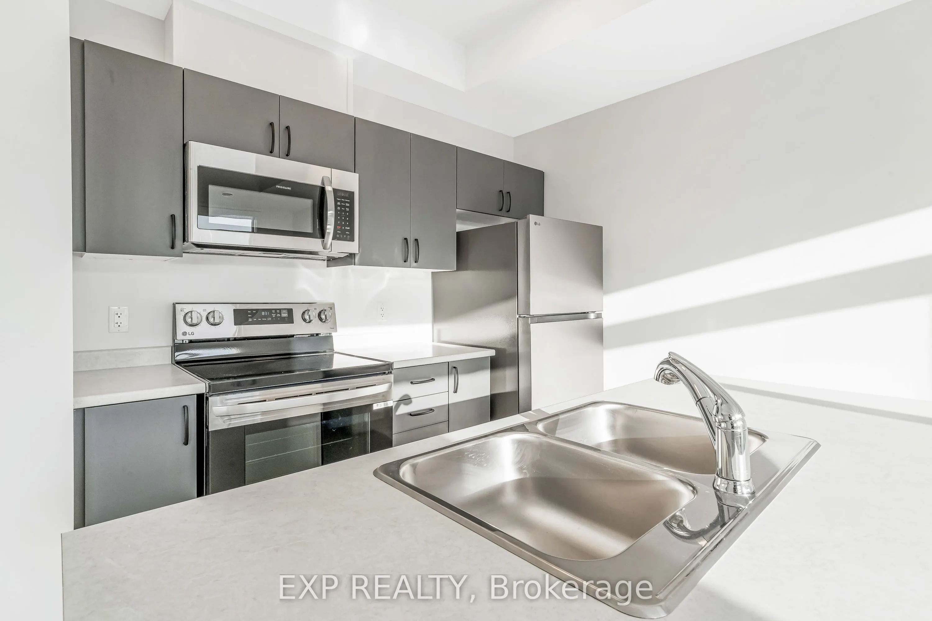230 Pingwi Place, #C