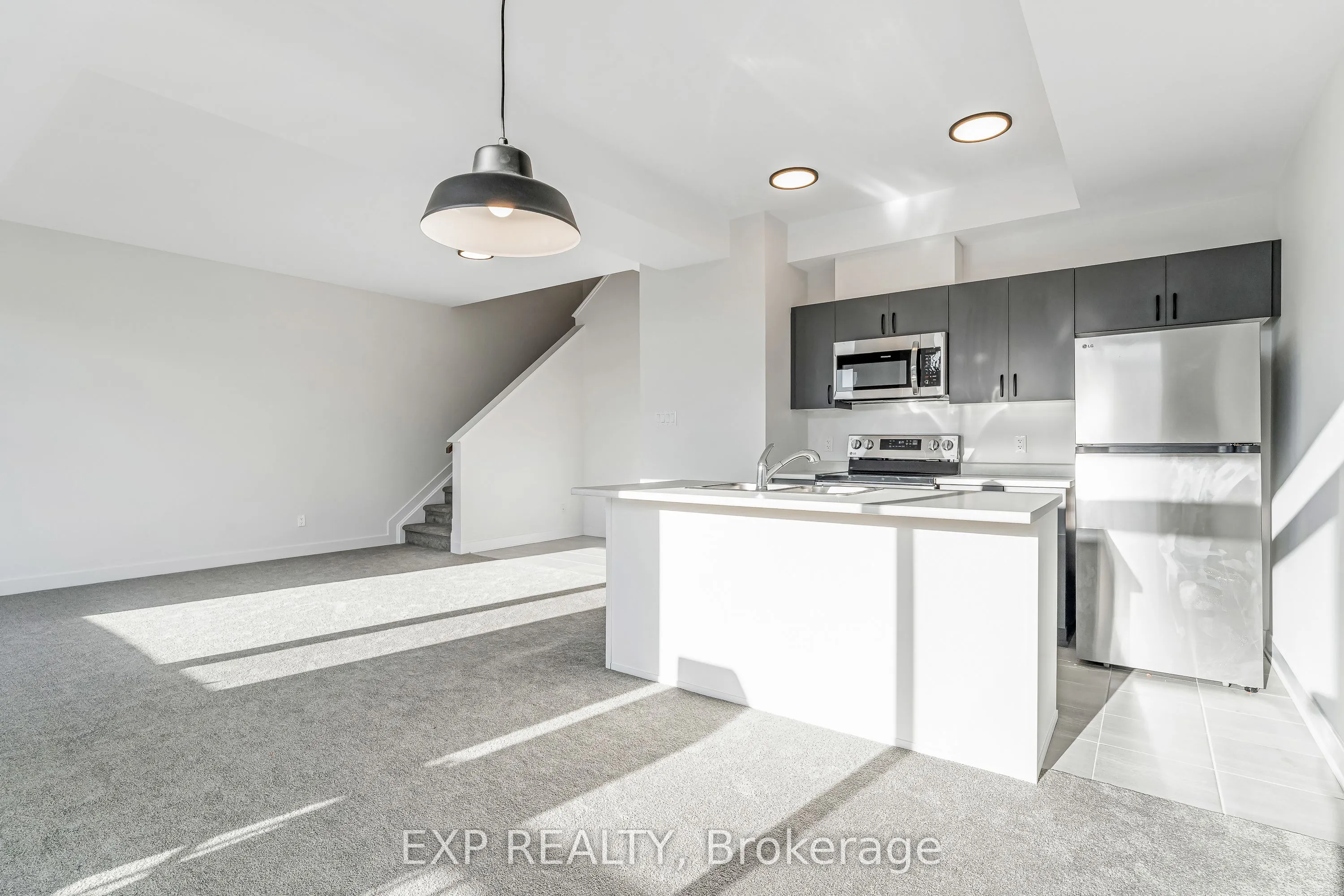 230 Pingwi Place, #C