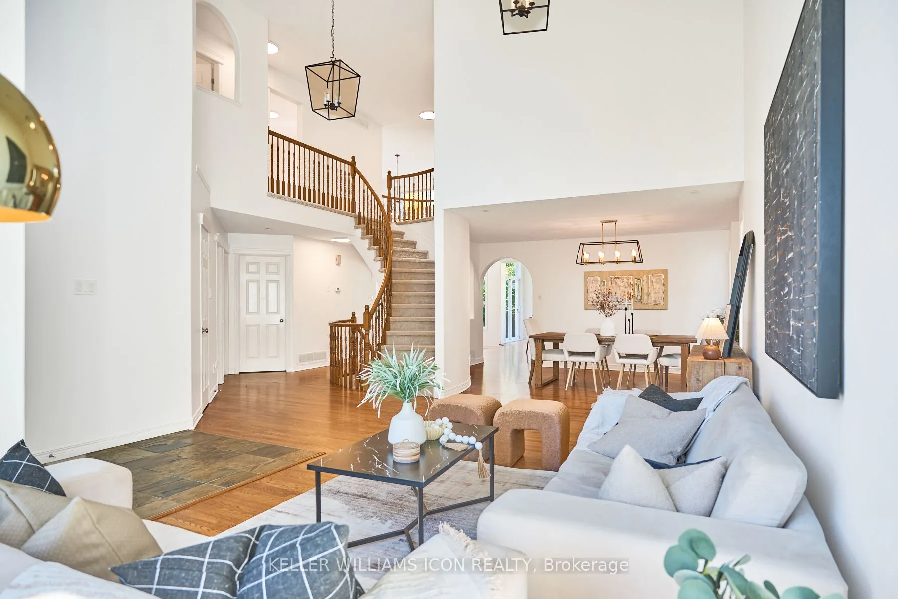 10 Pondhollow Way