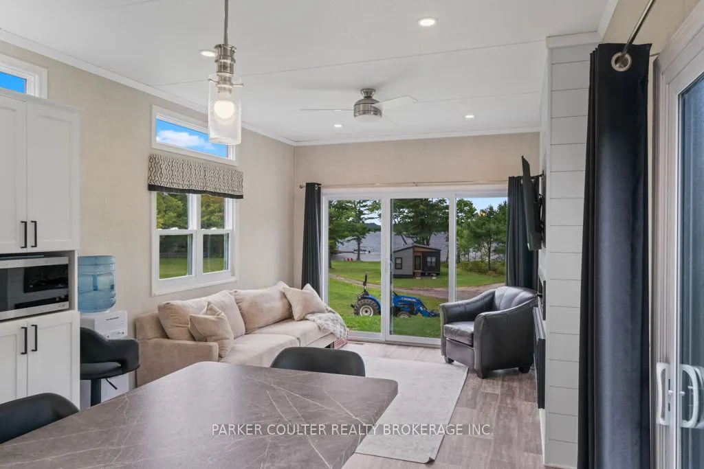 1366 Rosseau Lake Rd 2