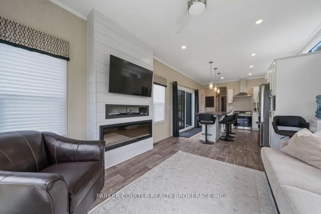 1366 Rosseau Lake Rd 2
