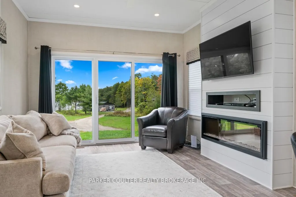 1366 Rosseau Lake Rd 2