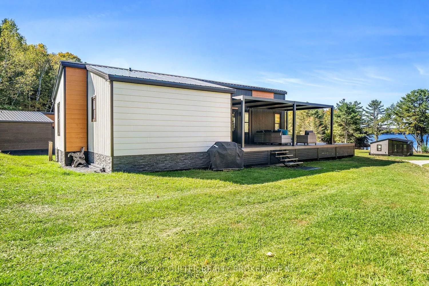 1366 Rosseau Lake Rd 2