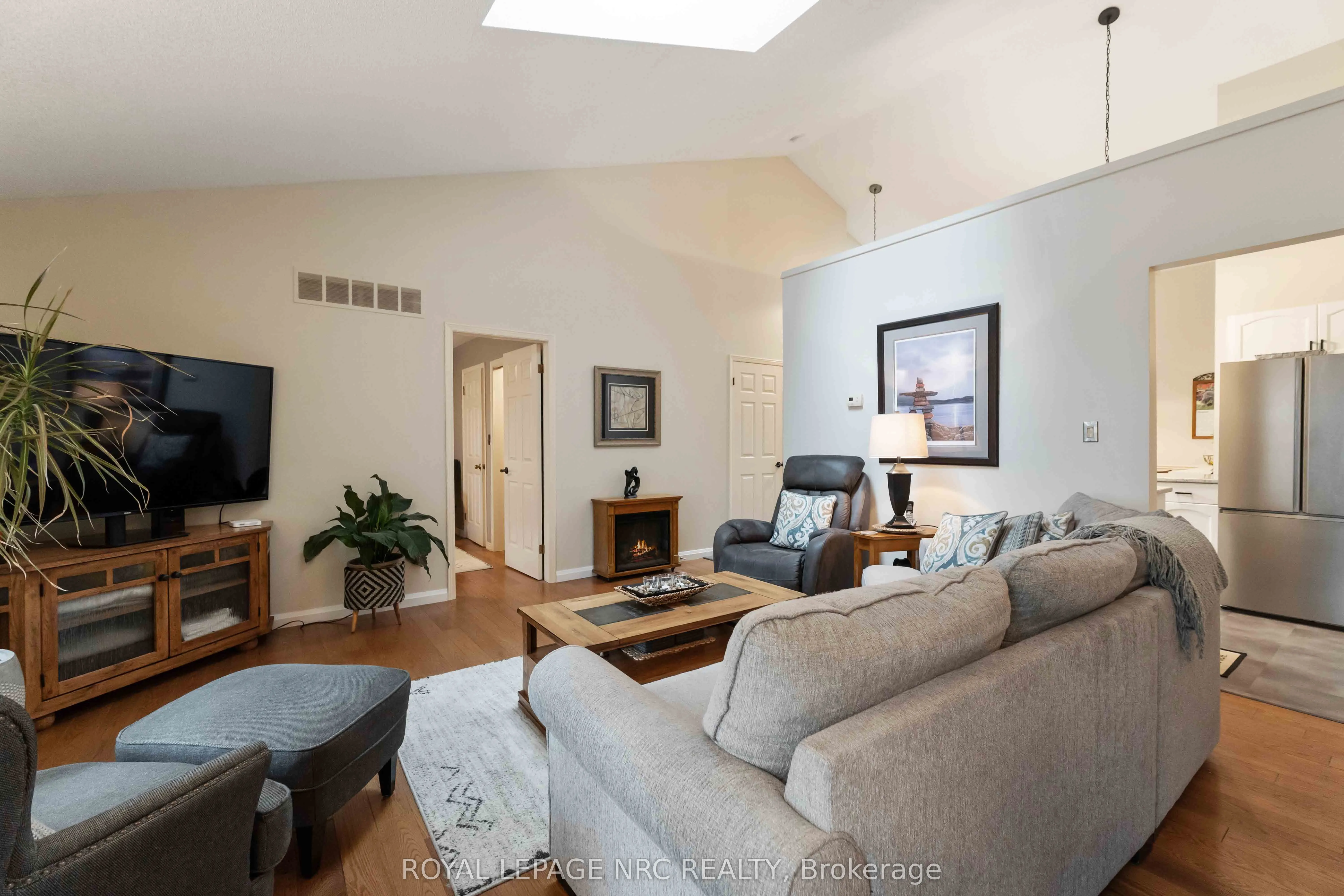 4156 Beechnut Court, #16