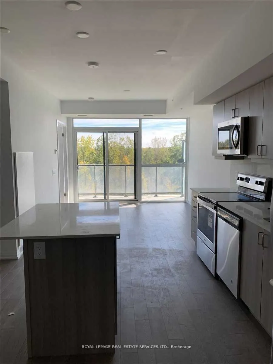 7711 Green Avenue, #505